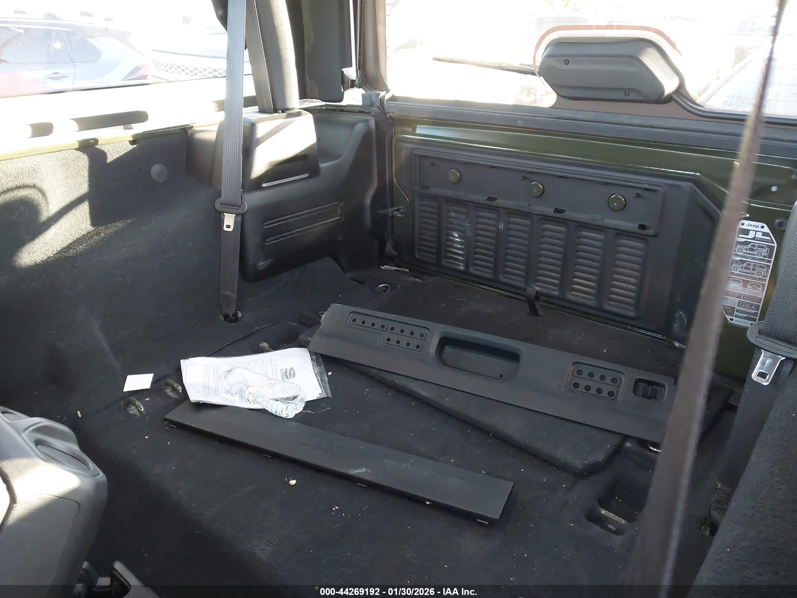 JEEP WRANGLER image 8