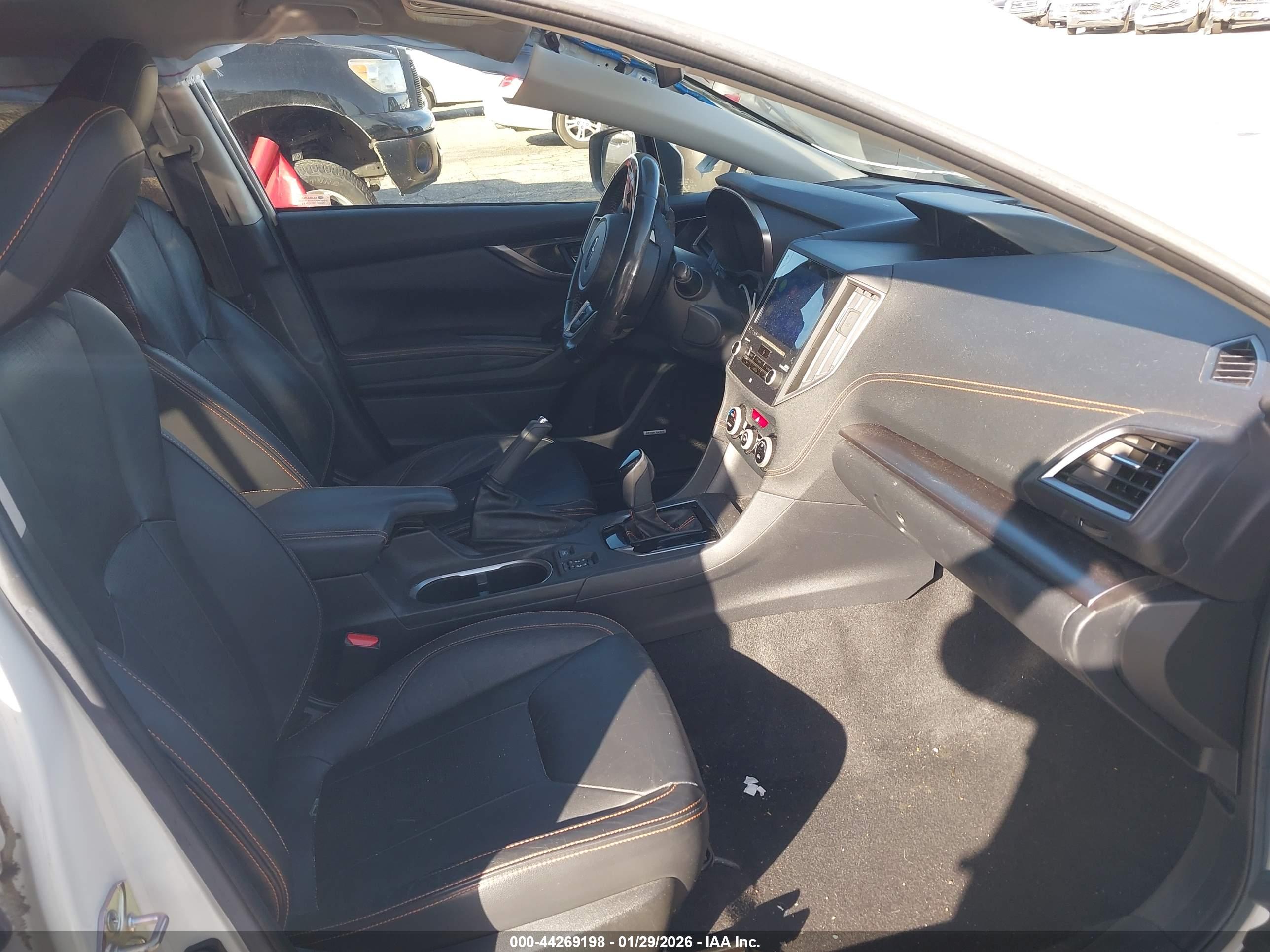 SUBARU CROSSTREK image 5