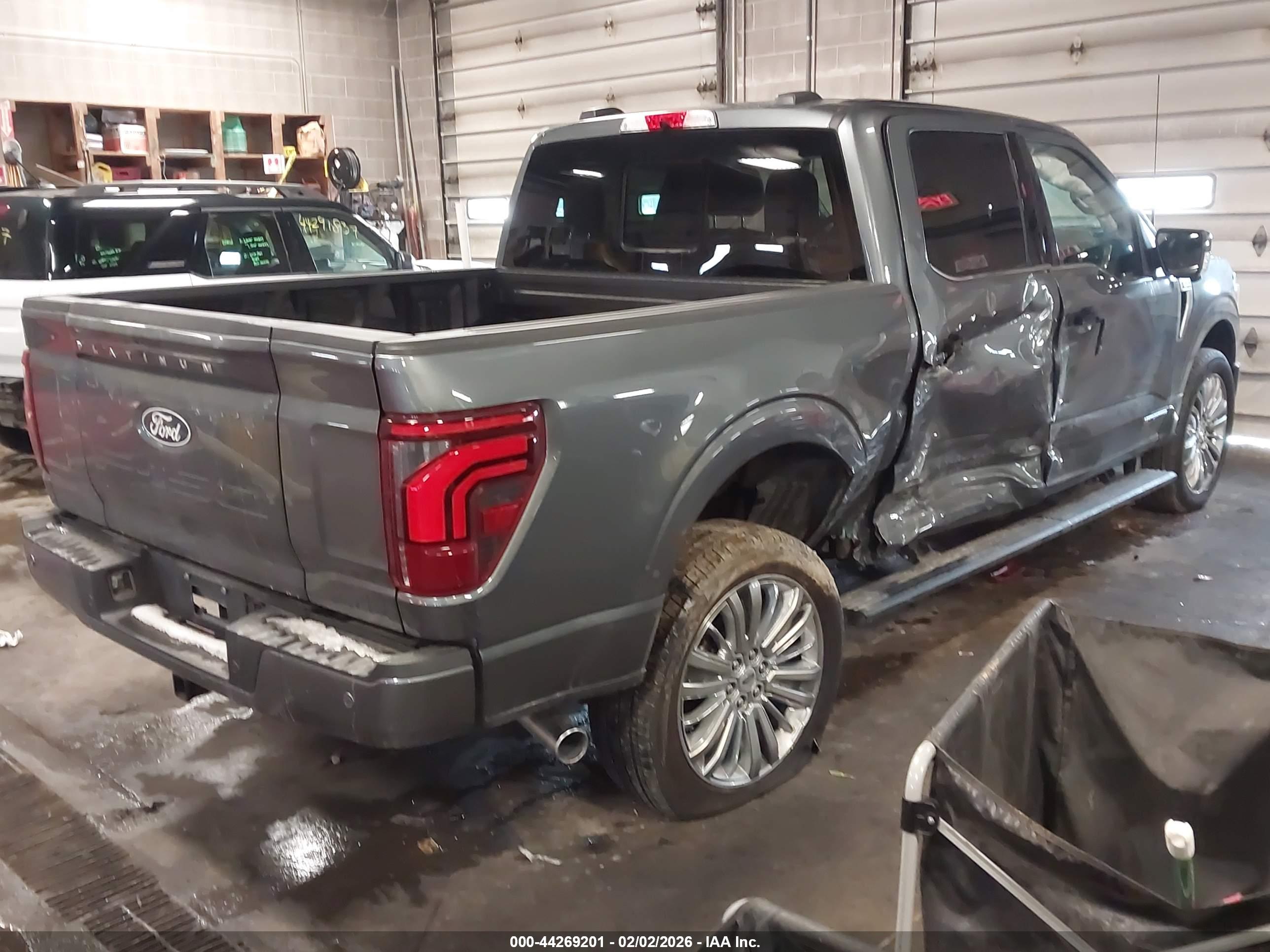 FORD F-150 image 4