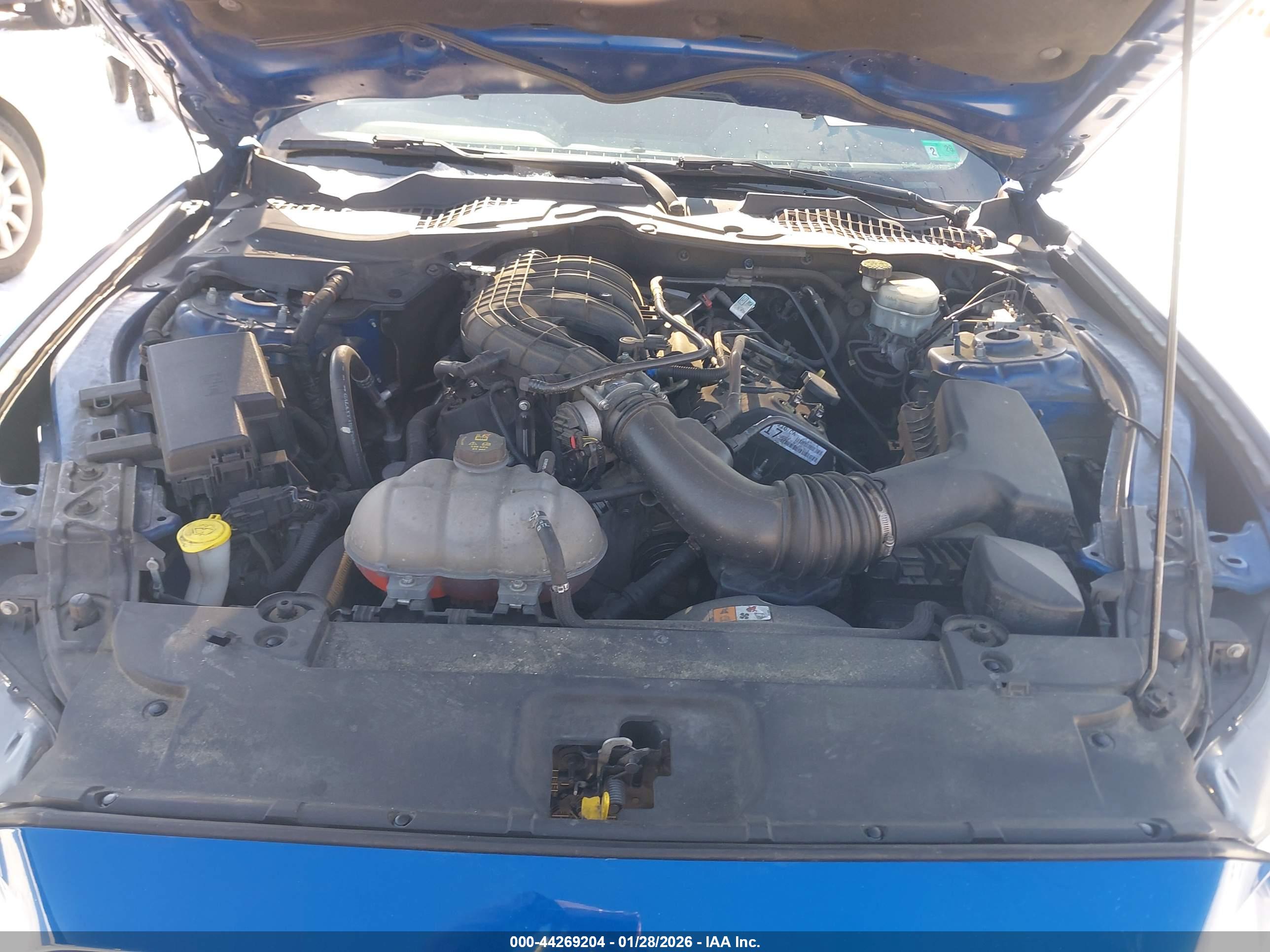 FORD MUSTANG image 10