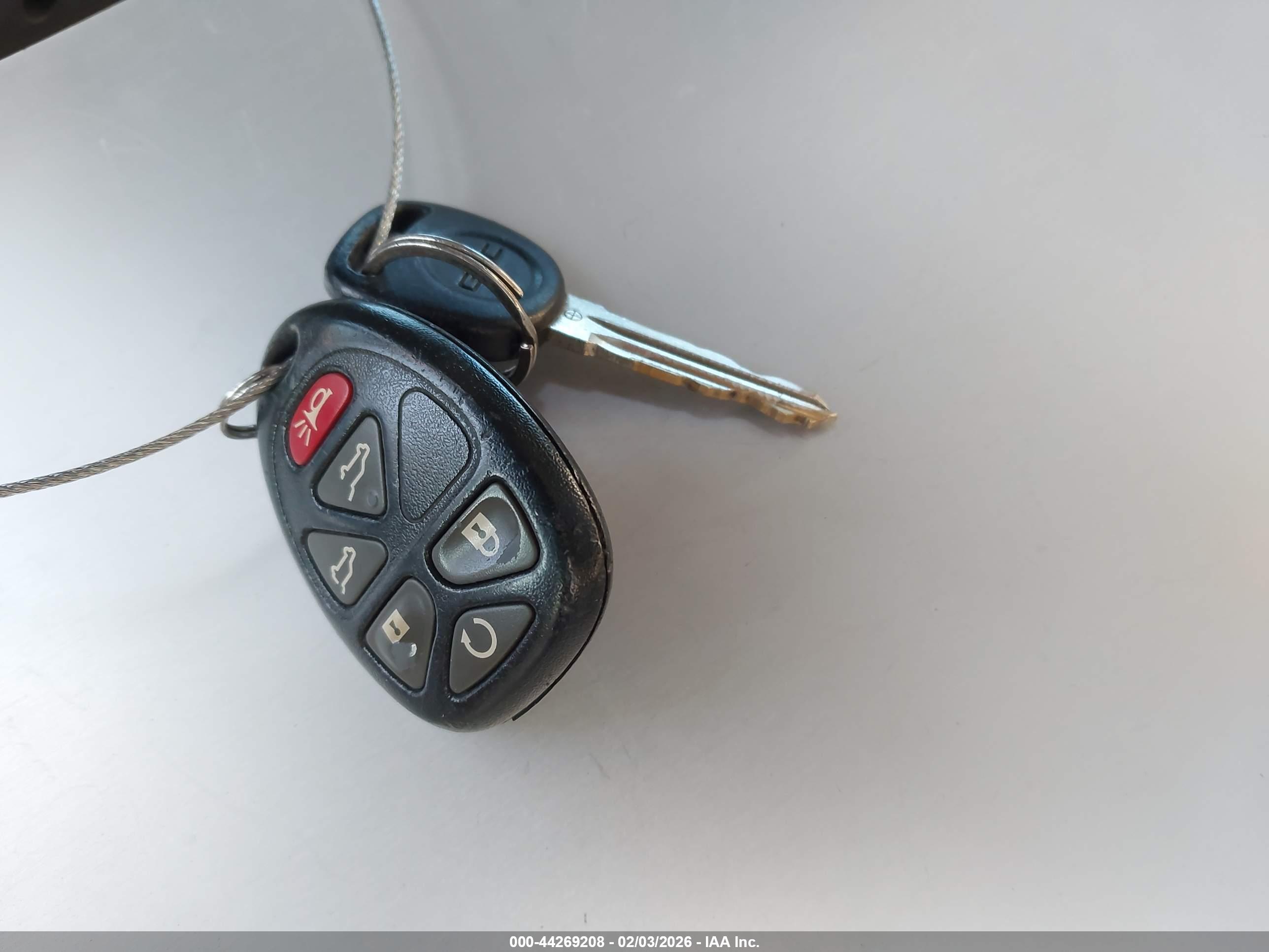 GMC YUKON image 11