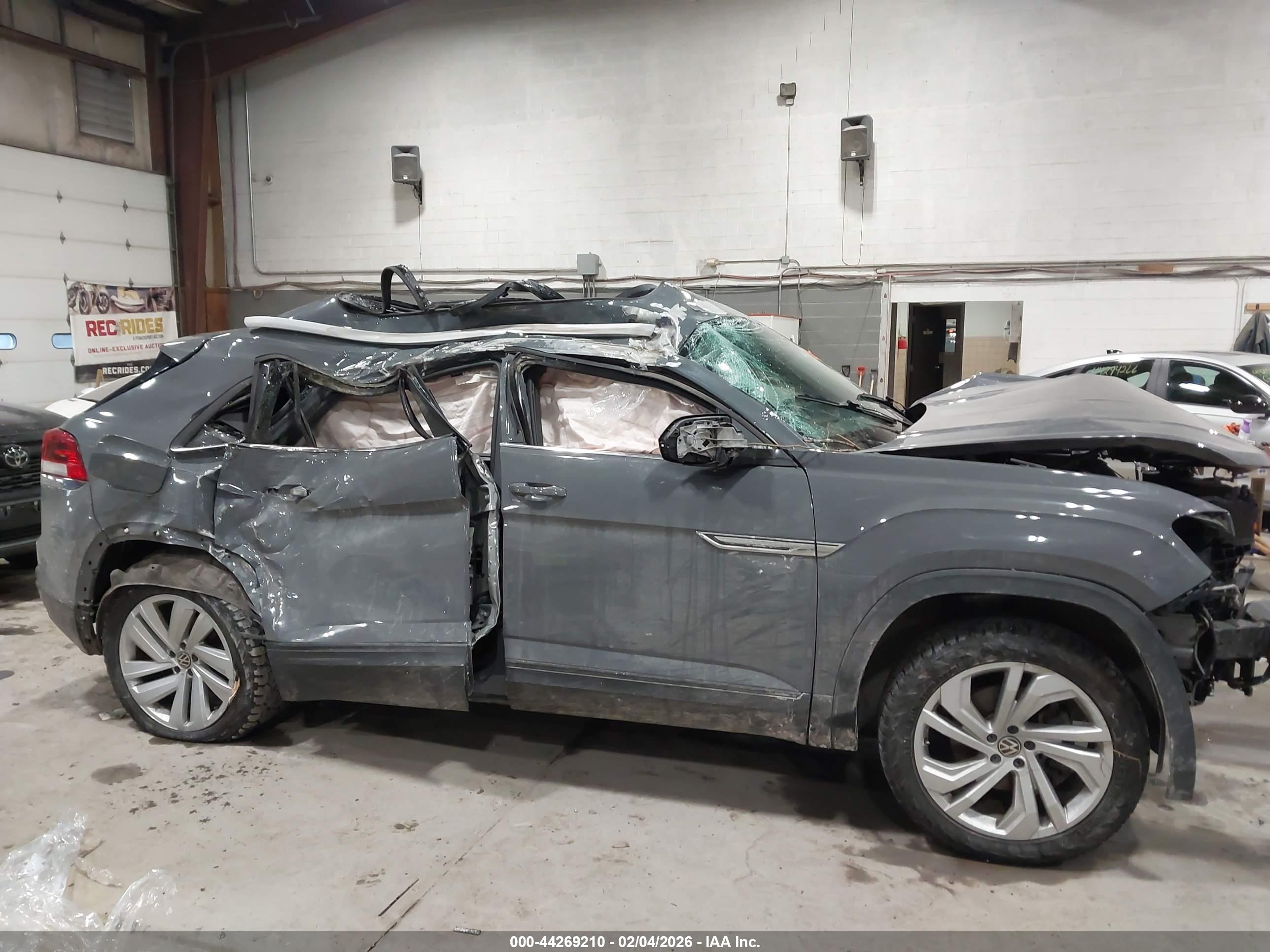 VOLKSWAGEN ATLAS image 6
