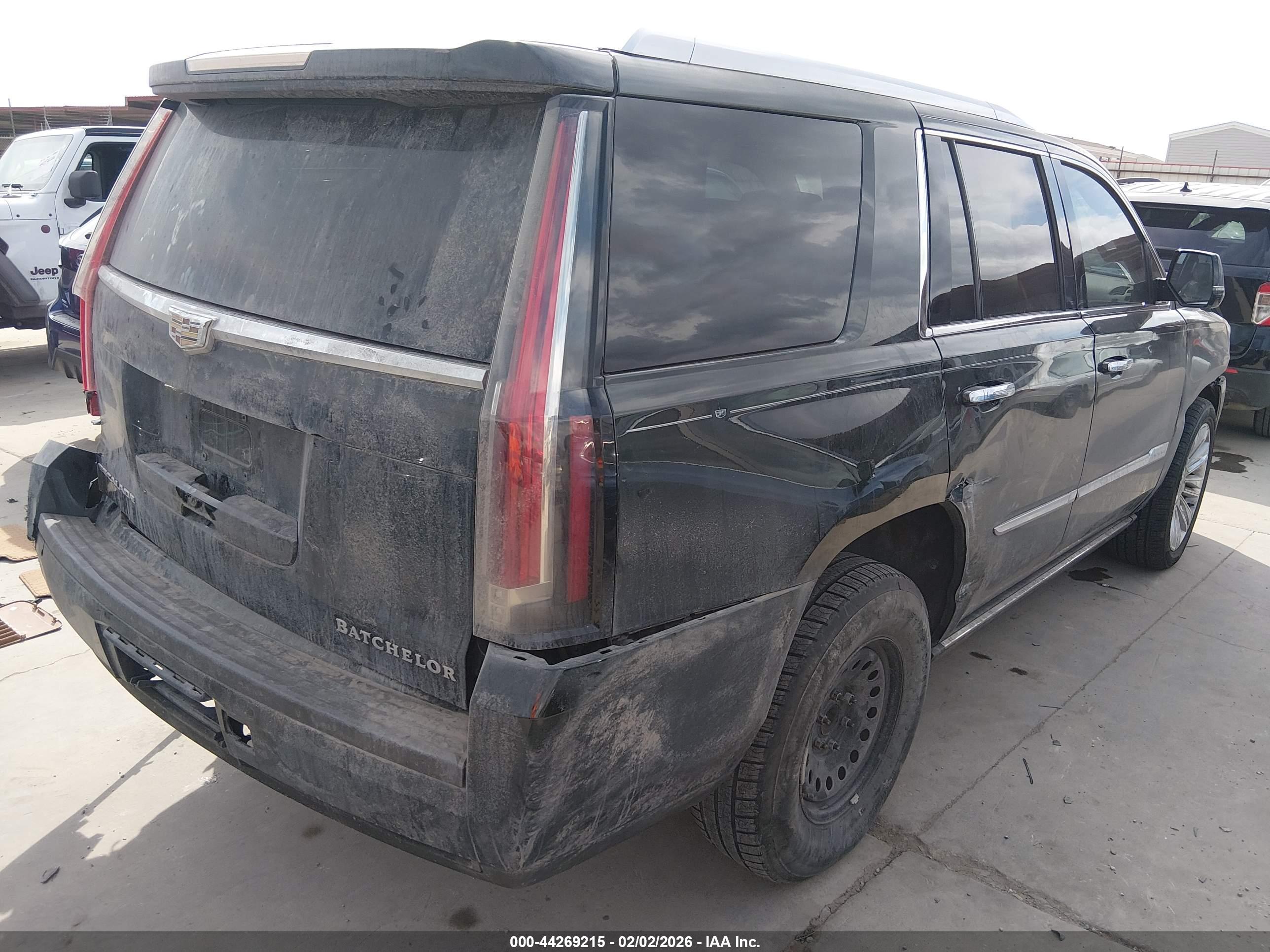 CADILLAC ESCALADE image 4