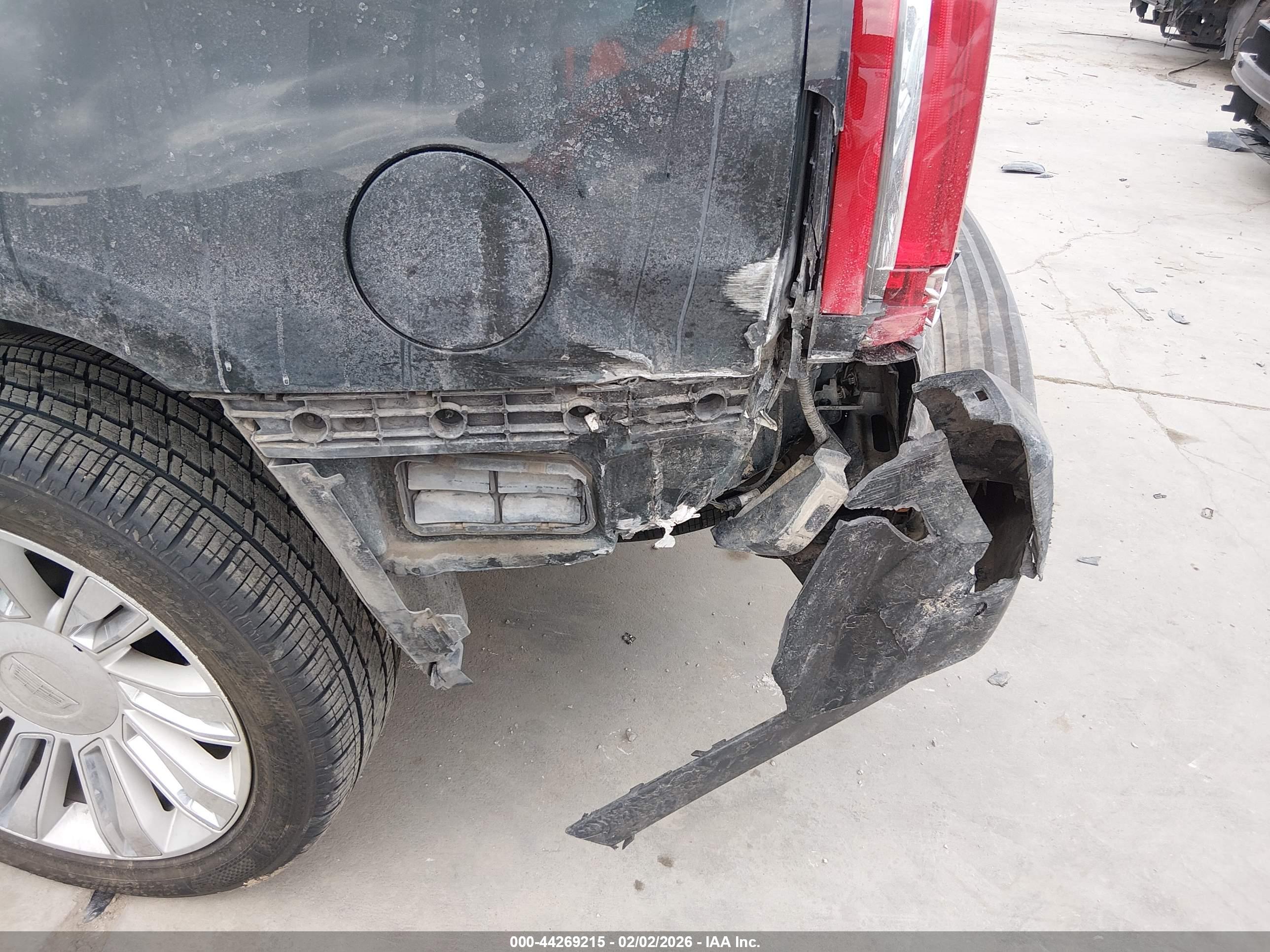 CADILLAC ESCALADE image 6
