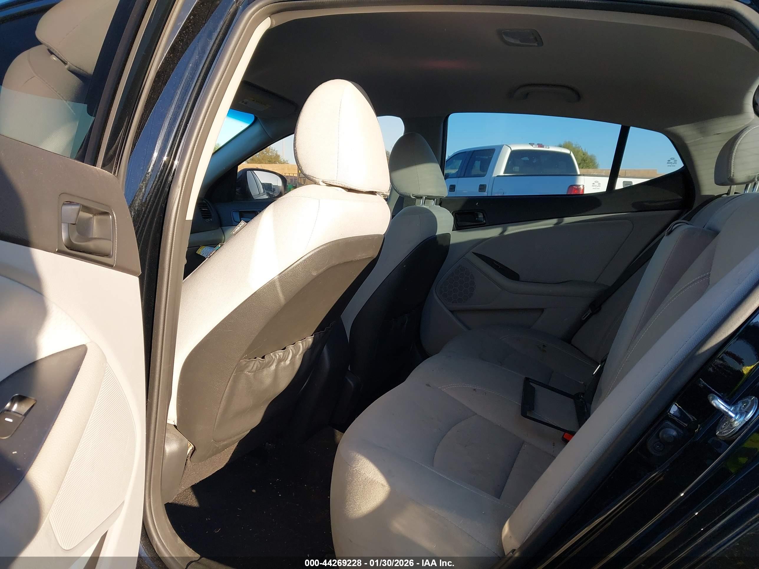 KIA OPTIMA image 8