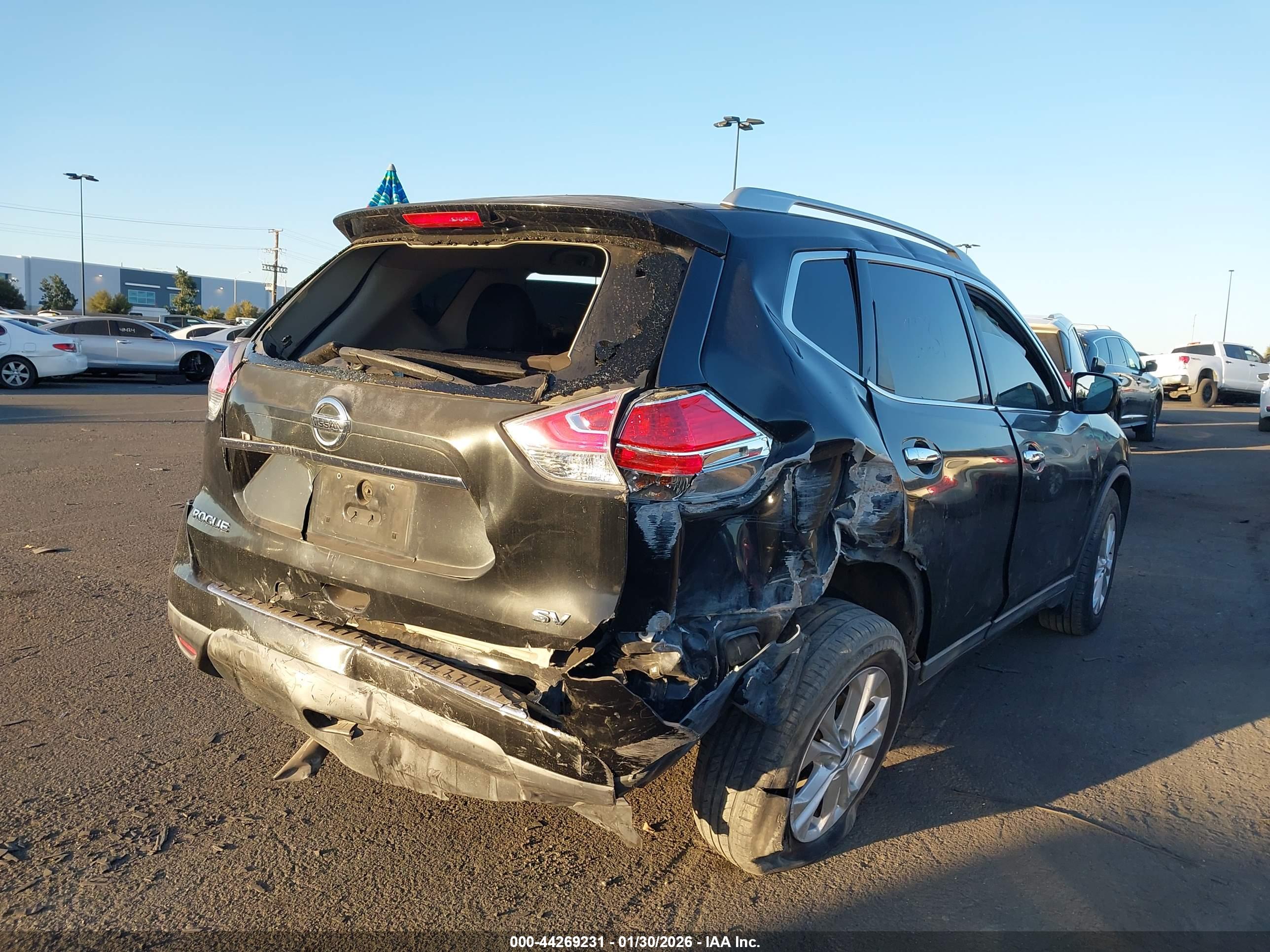 NISSAN ROGUE image 6