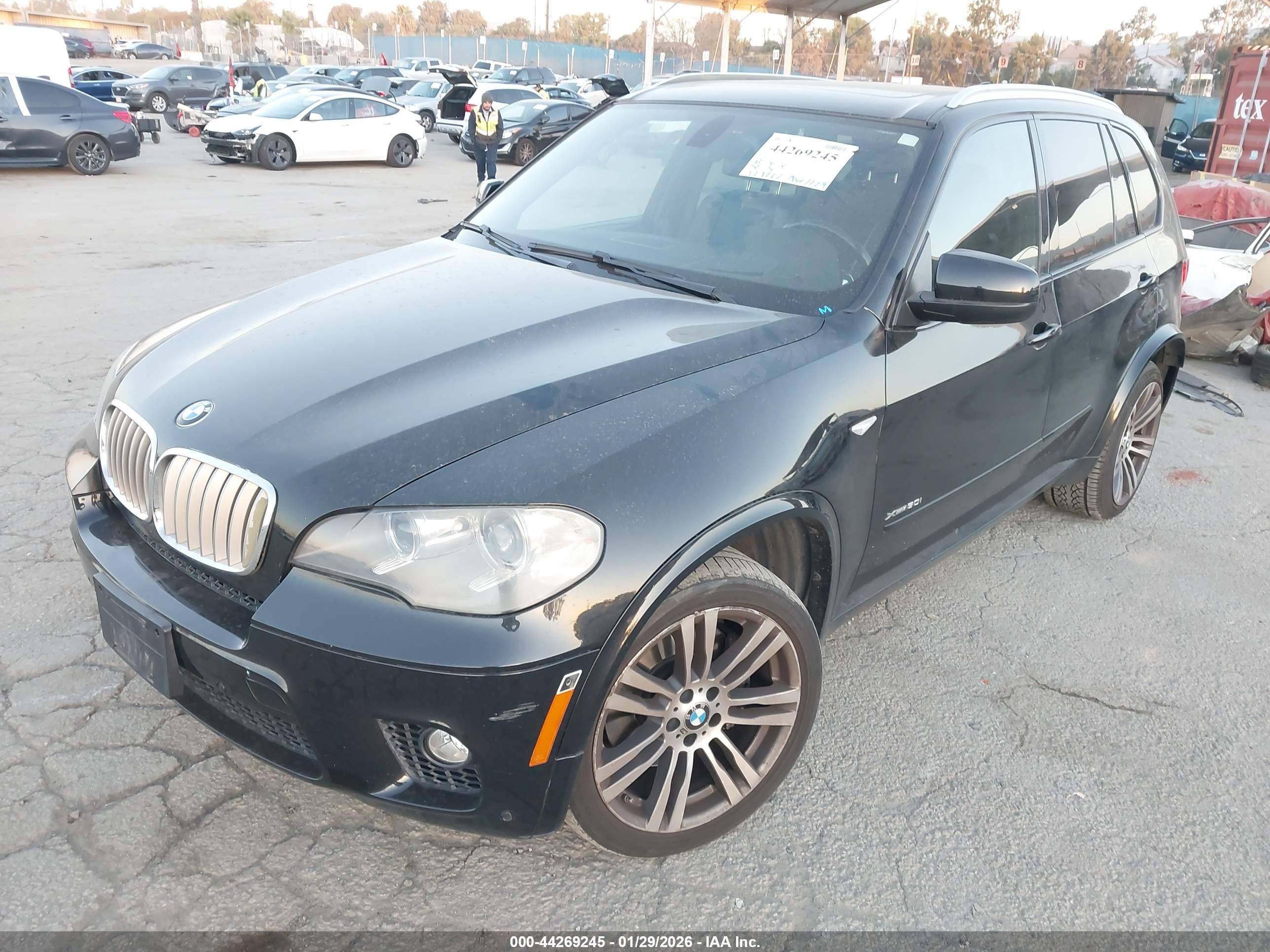 BMW X5 image 2