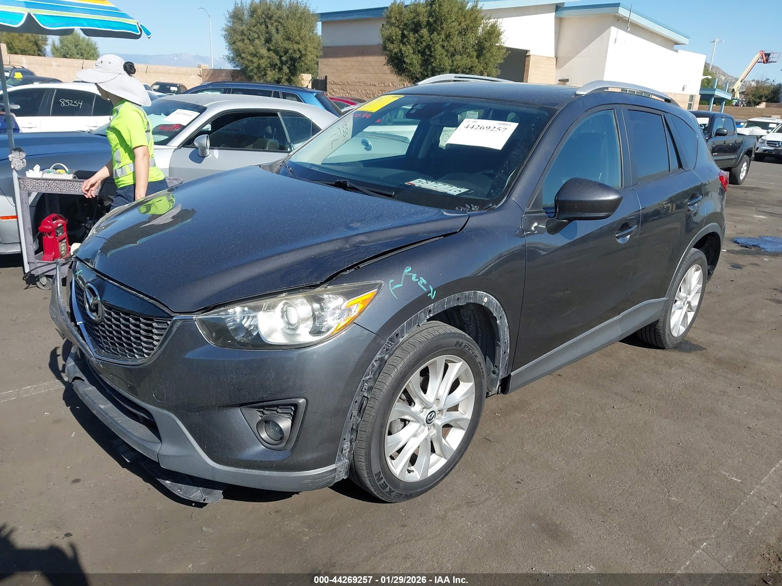 MAZDA CX-5 image 2
