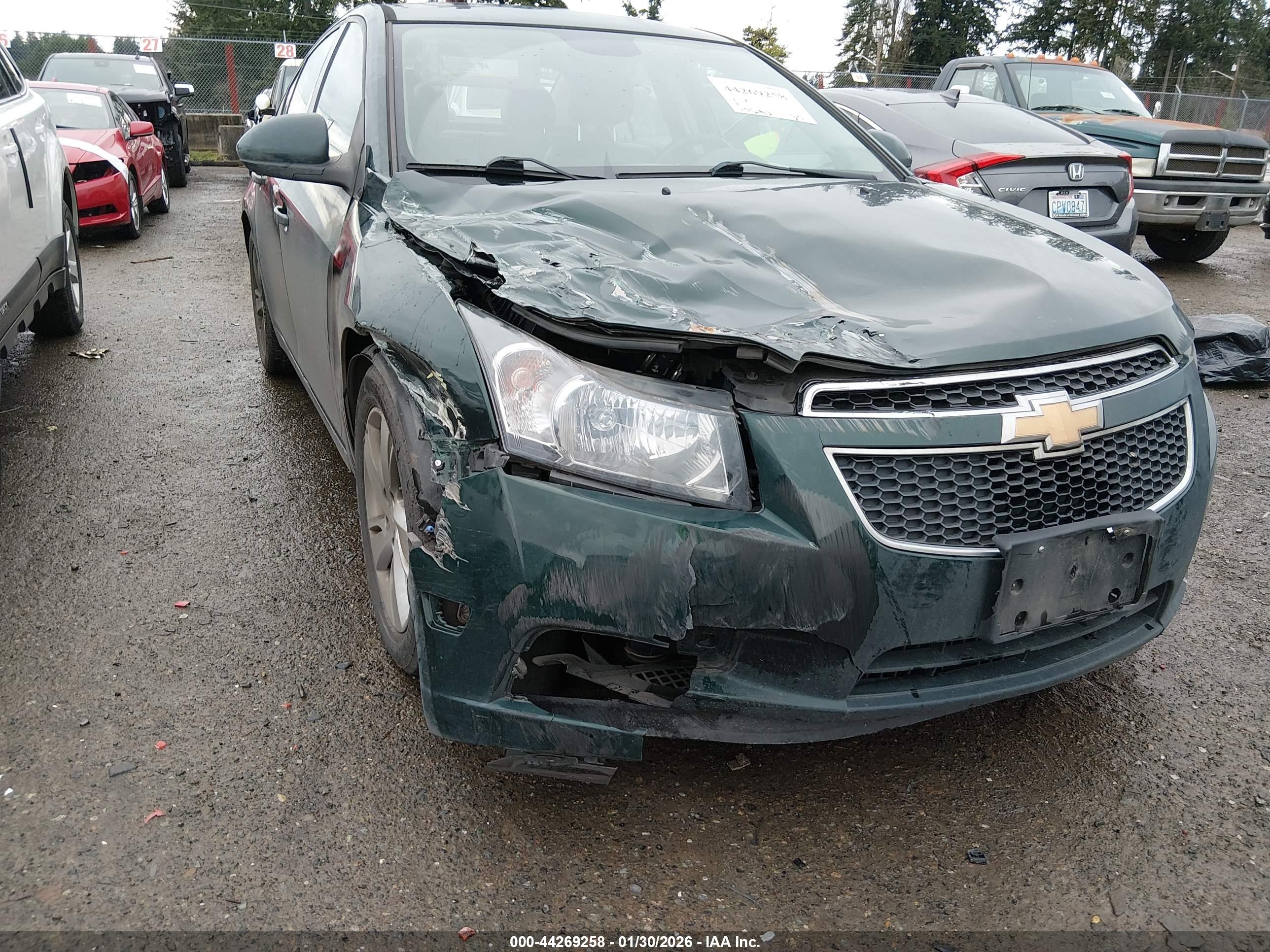 CHEVROLET CRUZE image 6