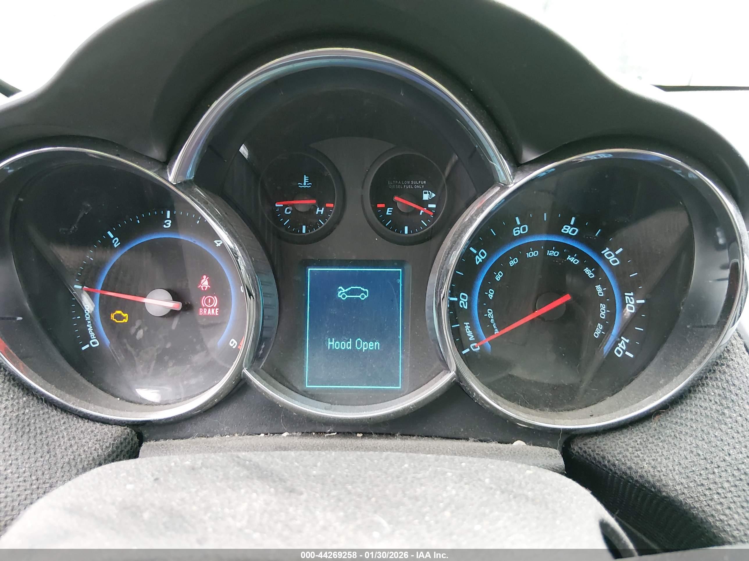 CHEVROLET CRUZE image 7