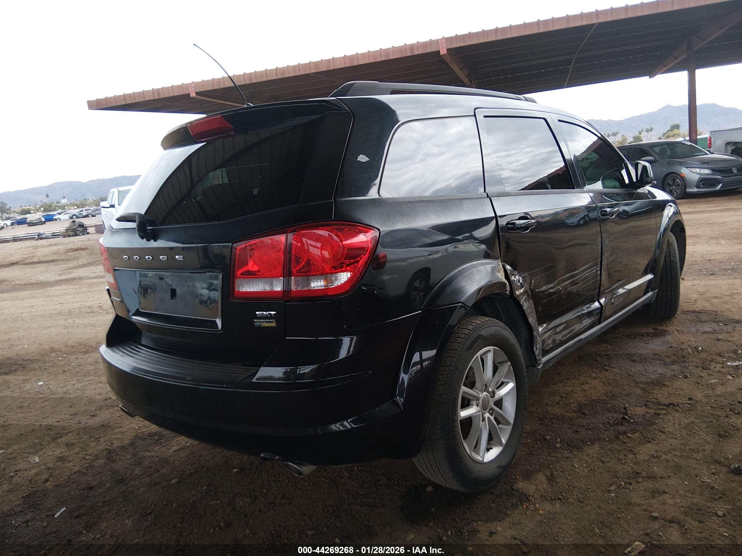 DODGE JOURNEY image 6