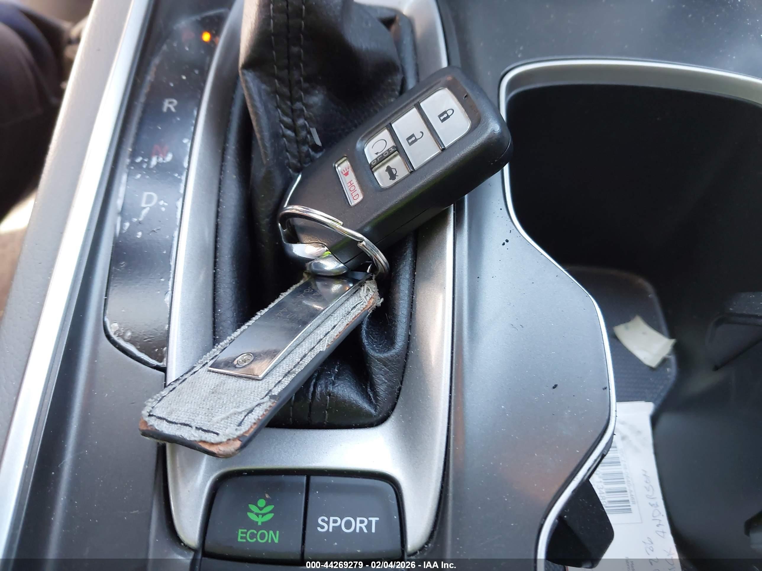 HONDA ACCORD image 11