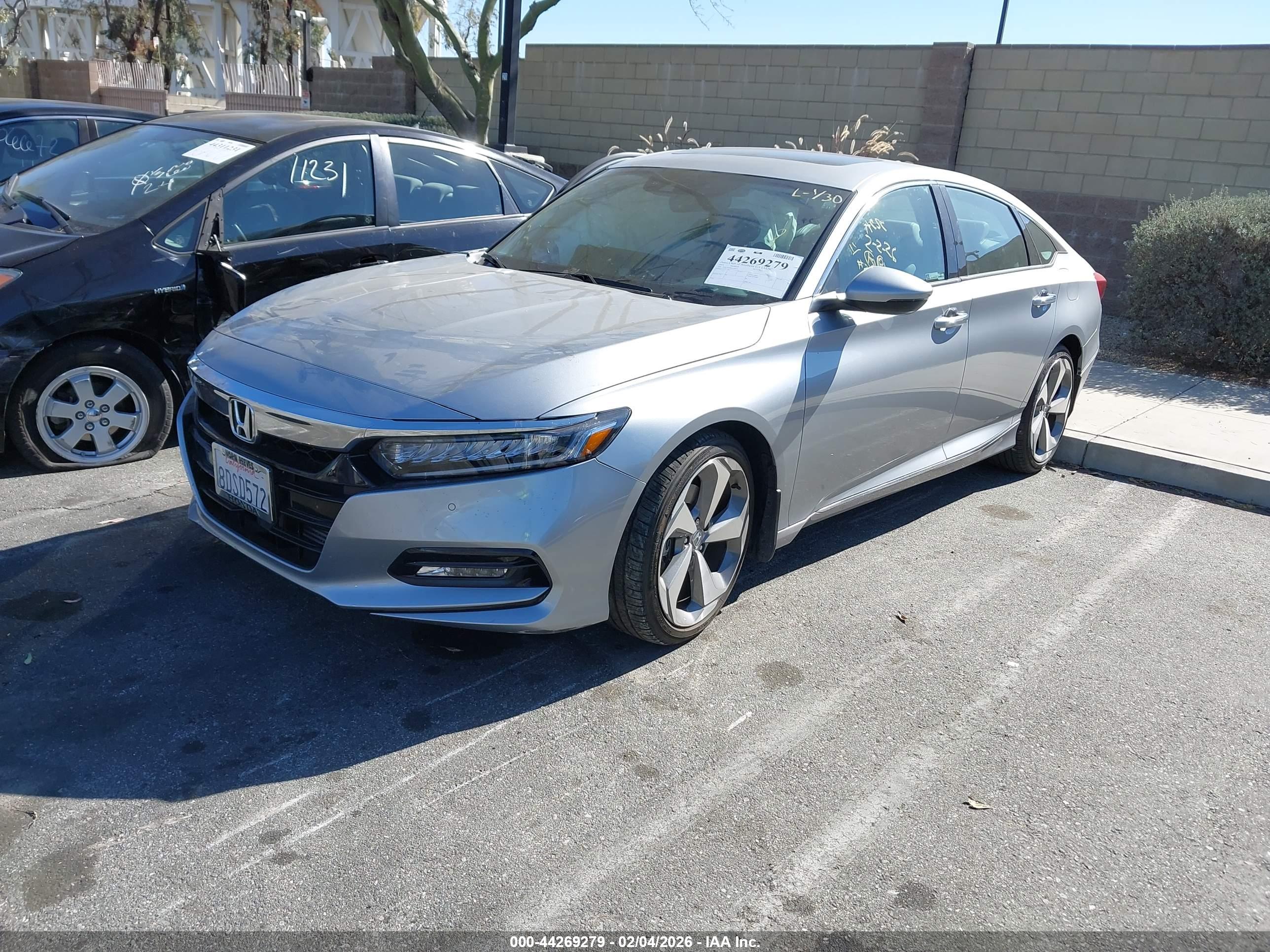 HONDA ACCORD image 2