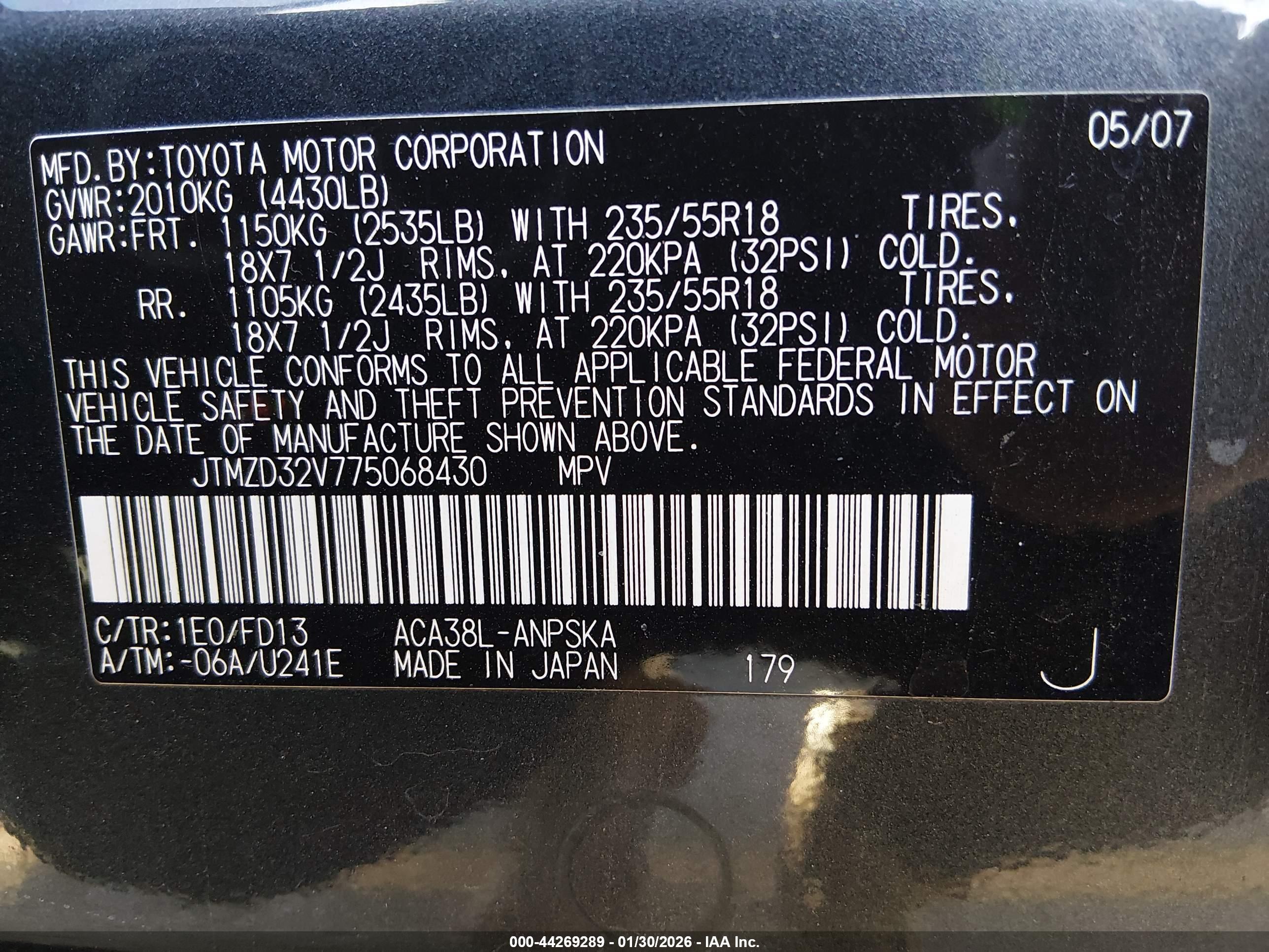TOYOTA RAV4 image 9
