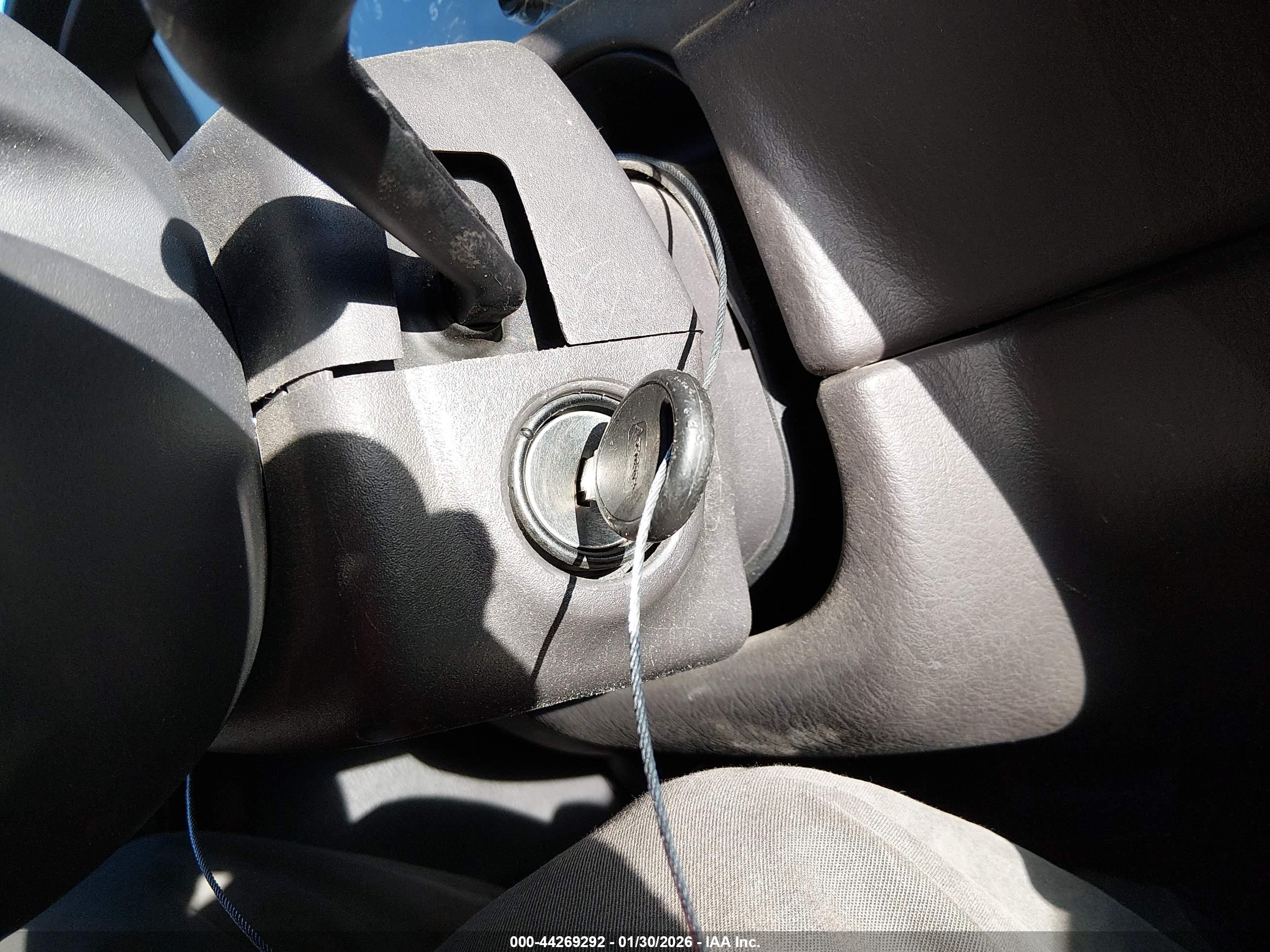 JEEP CHEROKEE image 11