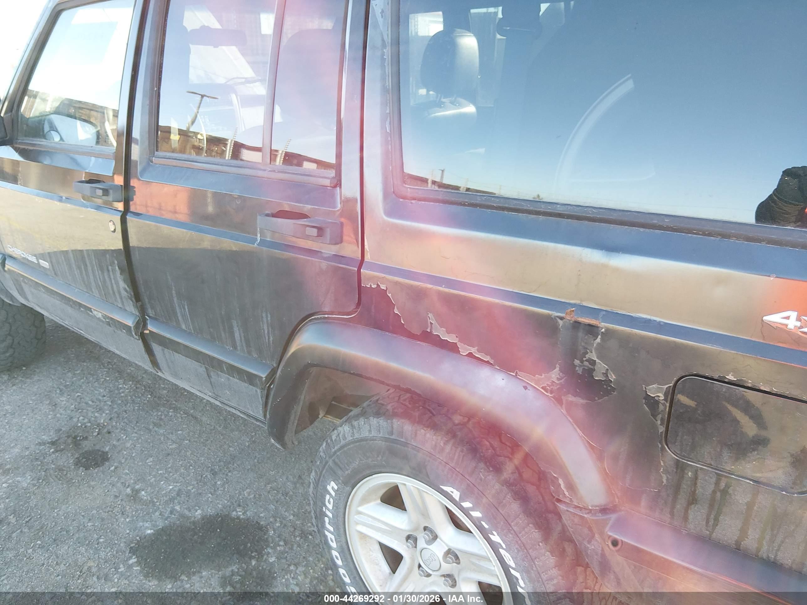 JEEP CHEROKEE image 6