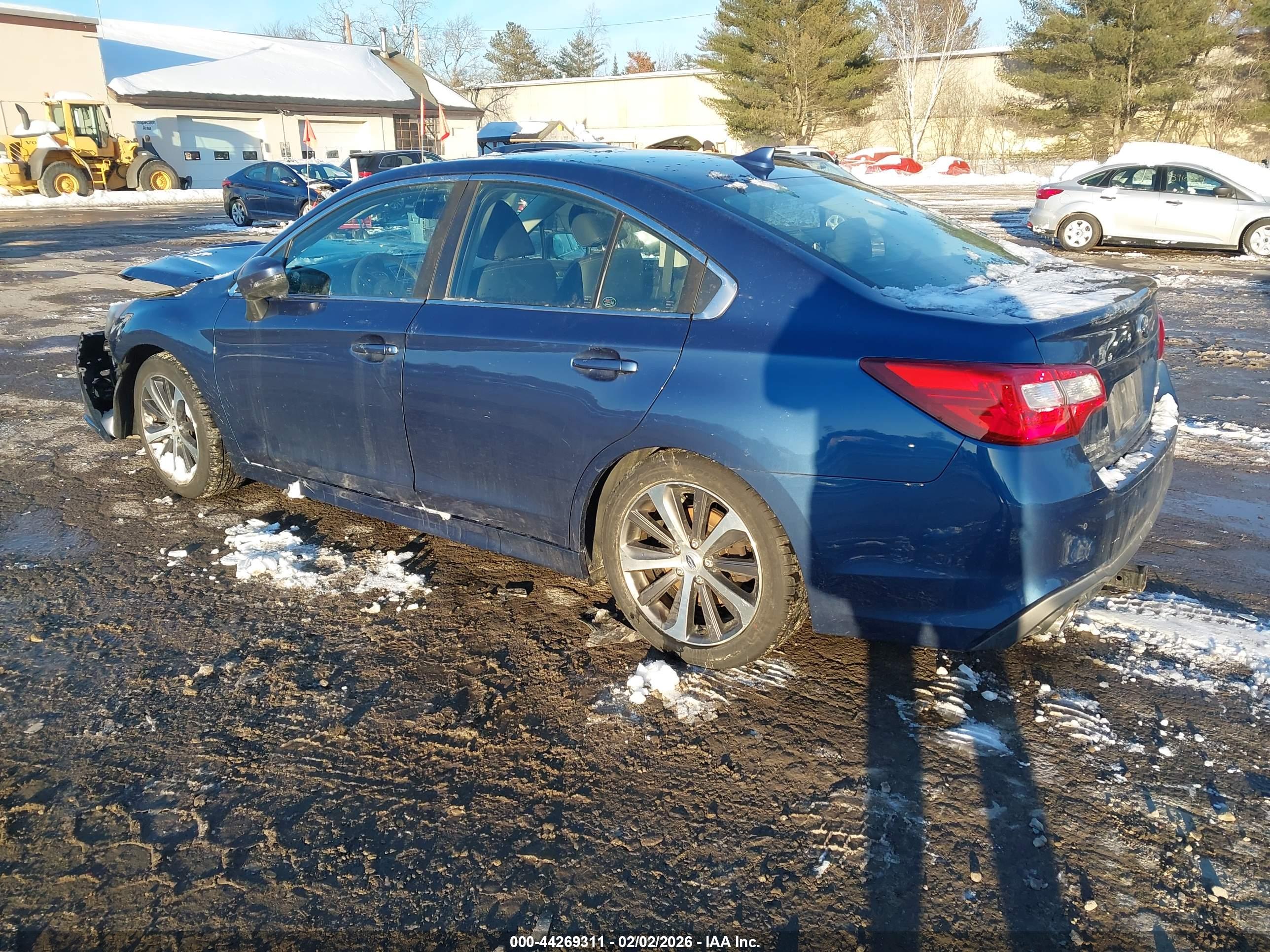 SUBARU LEGACY image 3
