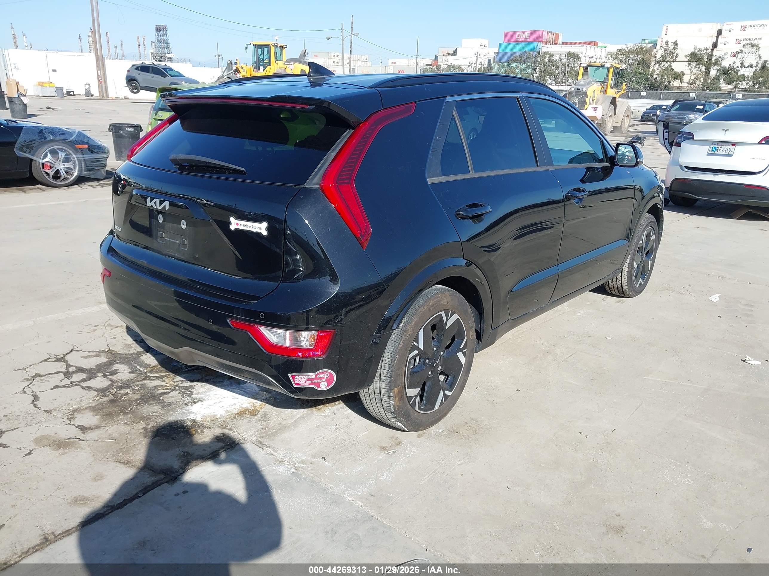 KIA NIRO image 4