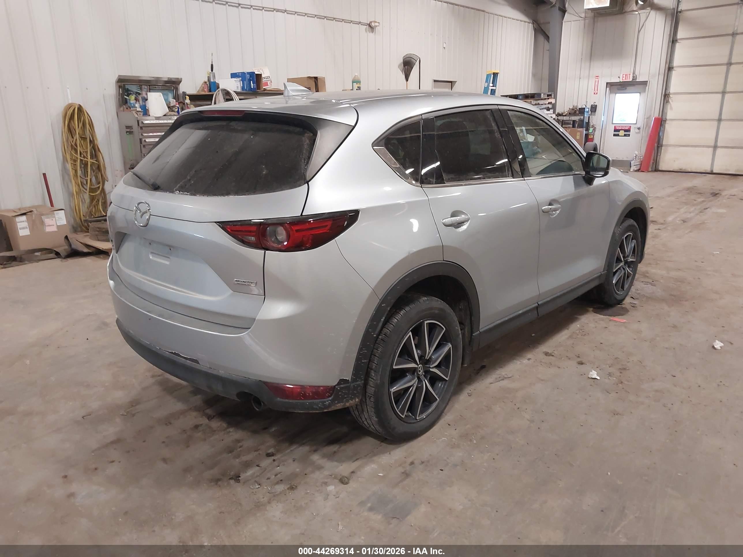 MAZDA CX-5 image 4