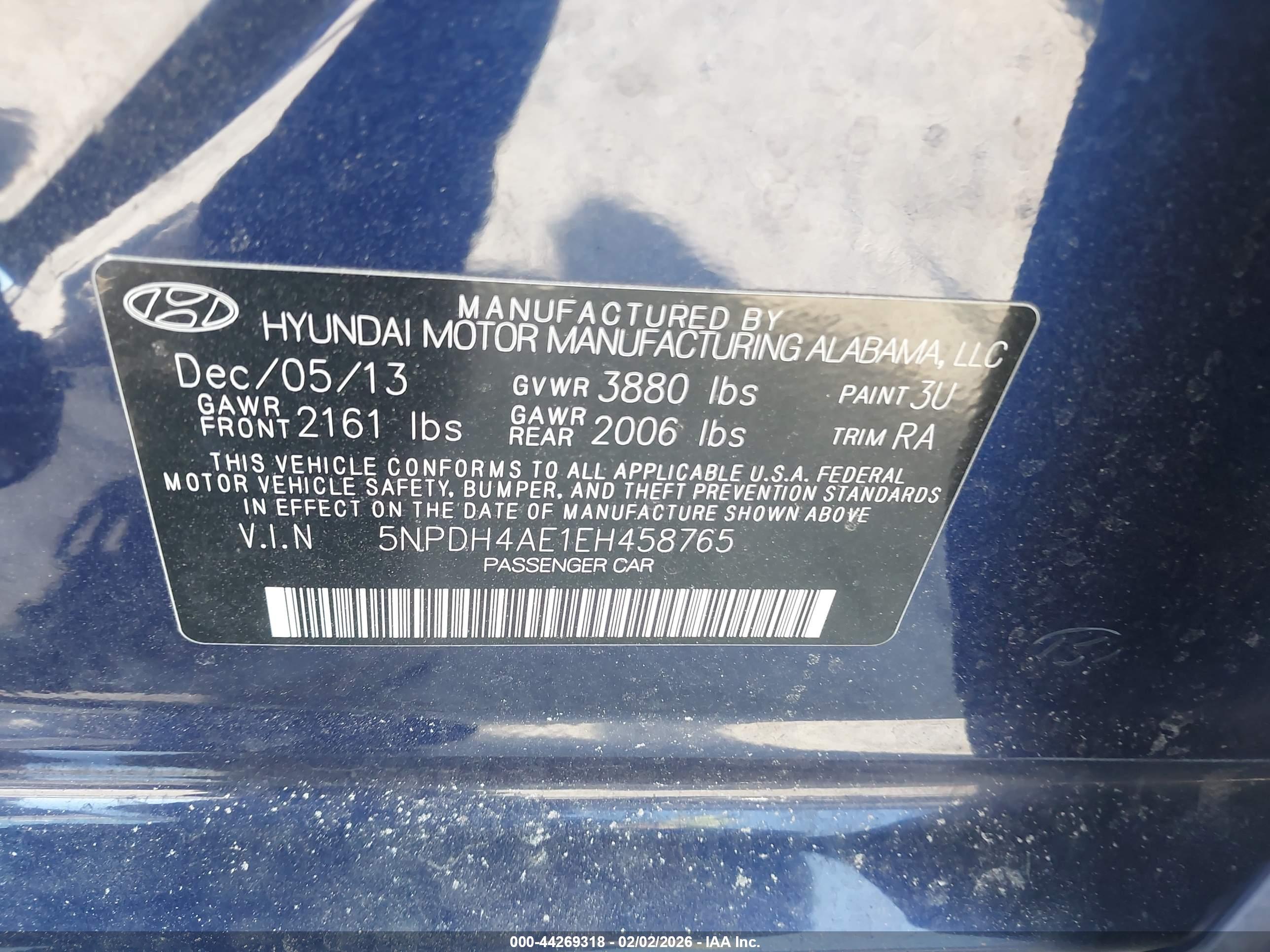 HYUNDAI ELANTRA image 9