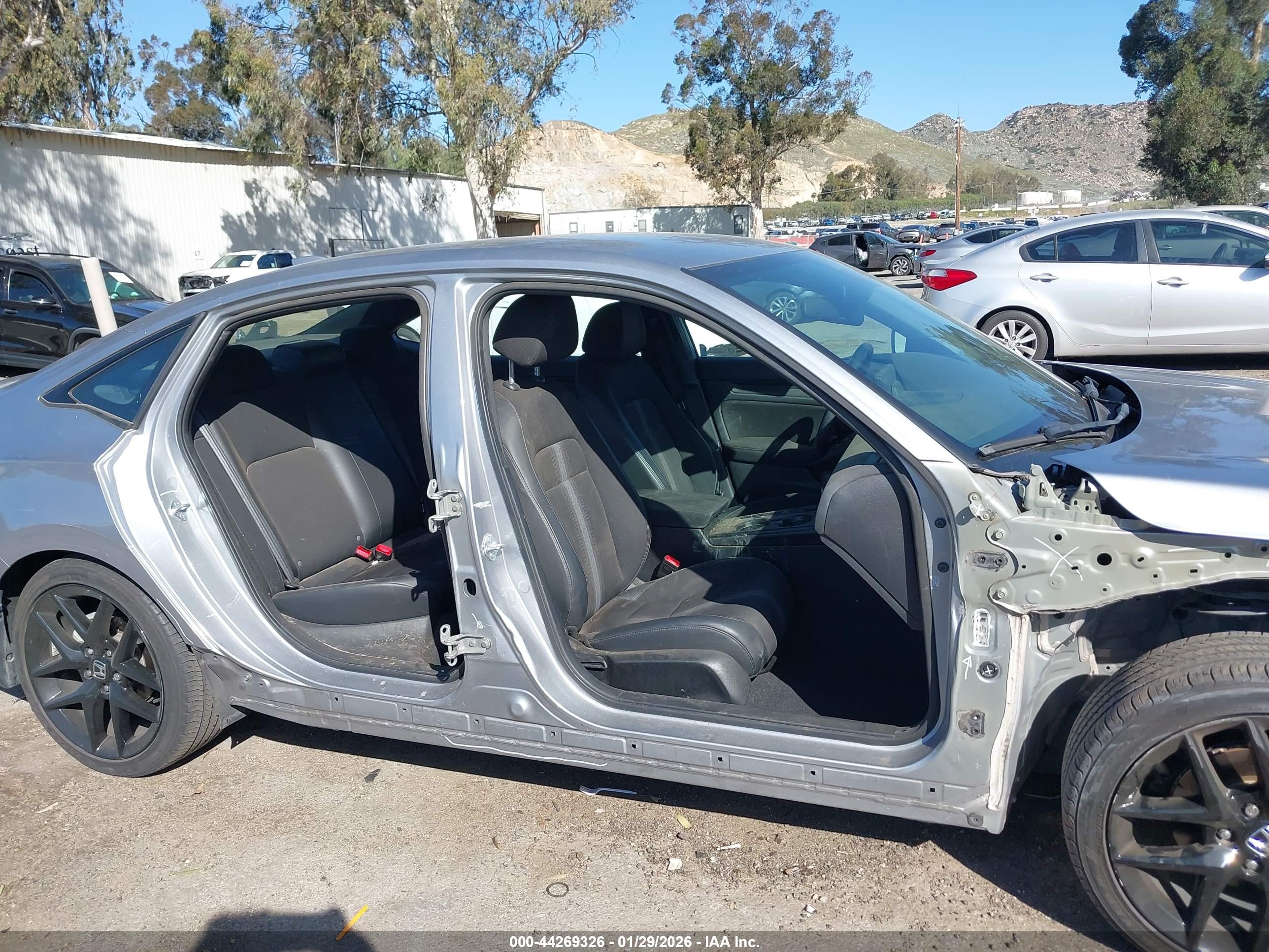 HONDA CIVIC image 6