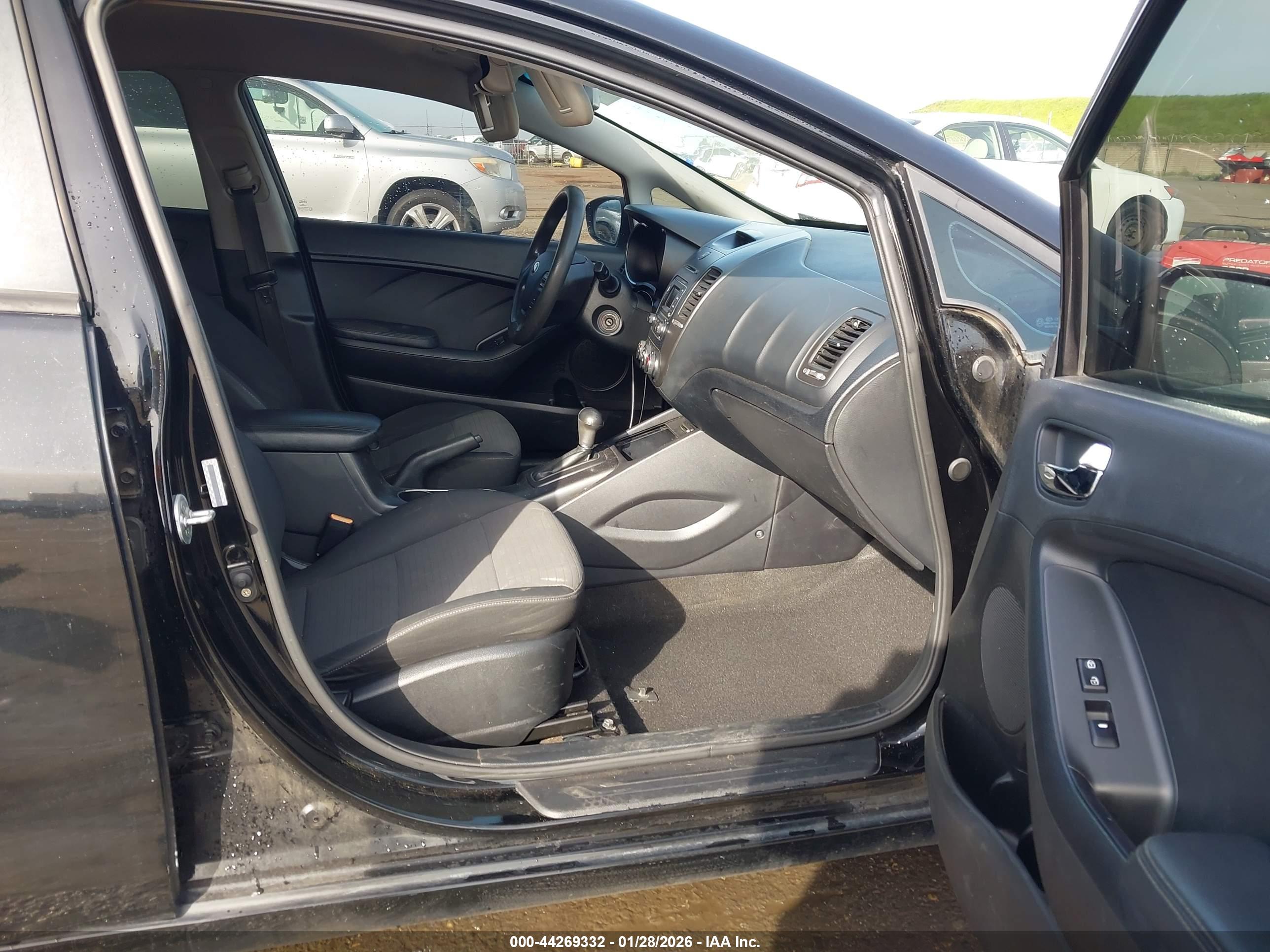 KIA FORTE image 5