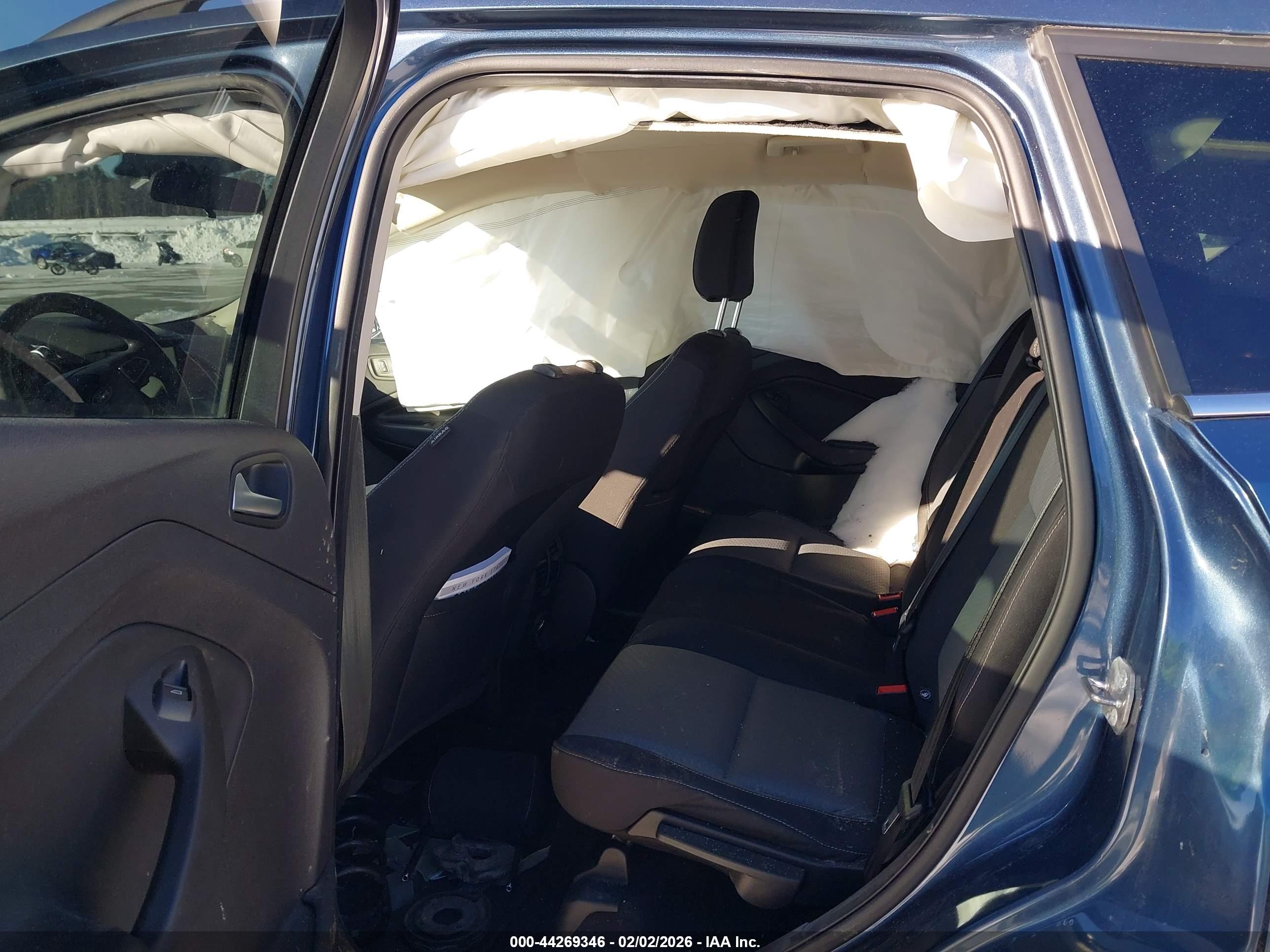 FORD ESCAPE image 8