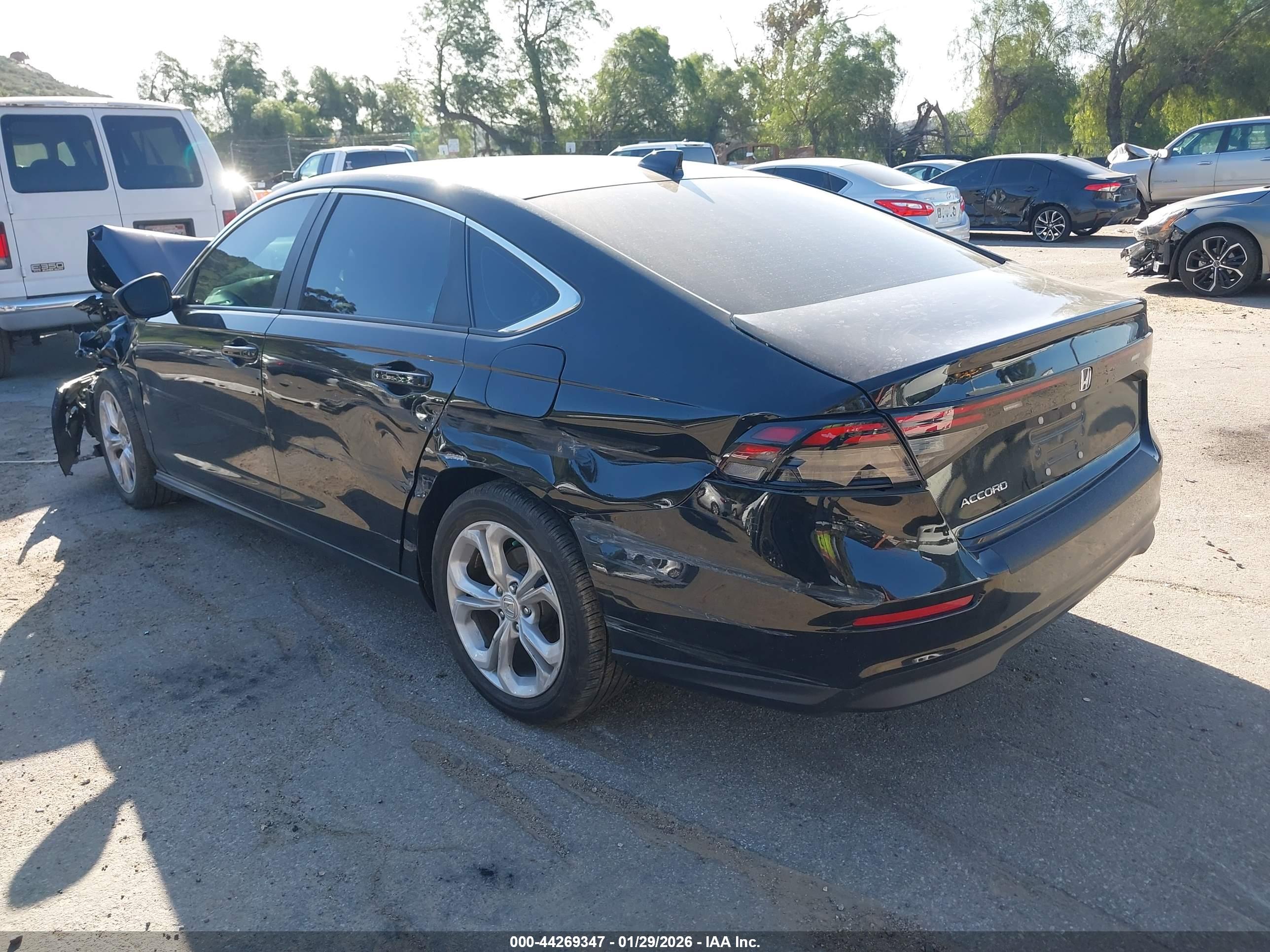 HONDA ACCORD image 3