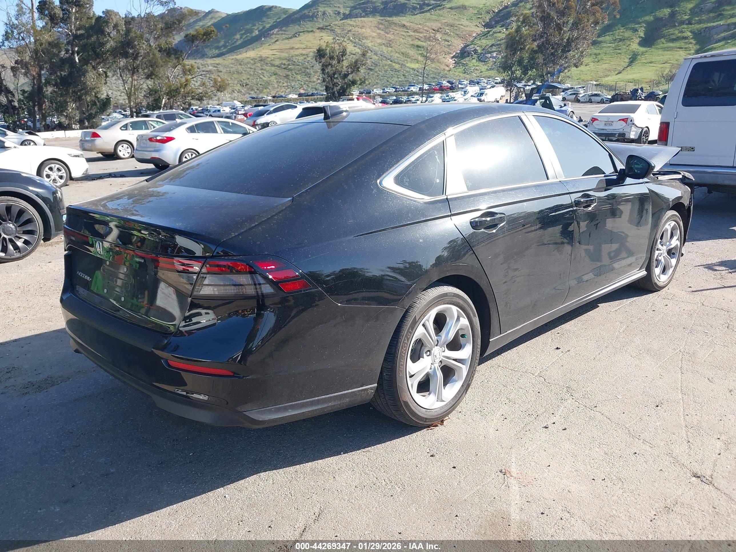 HONDA ACCORD image 4