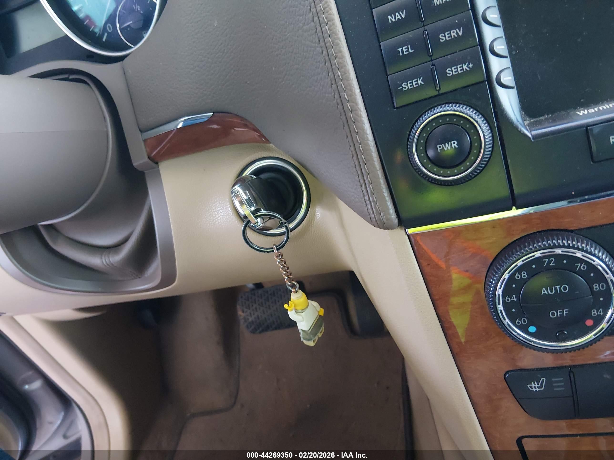 MERCEDES-BENZ GL image 11