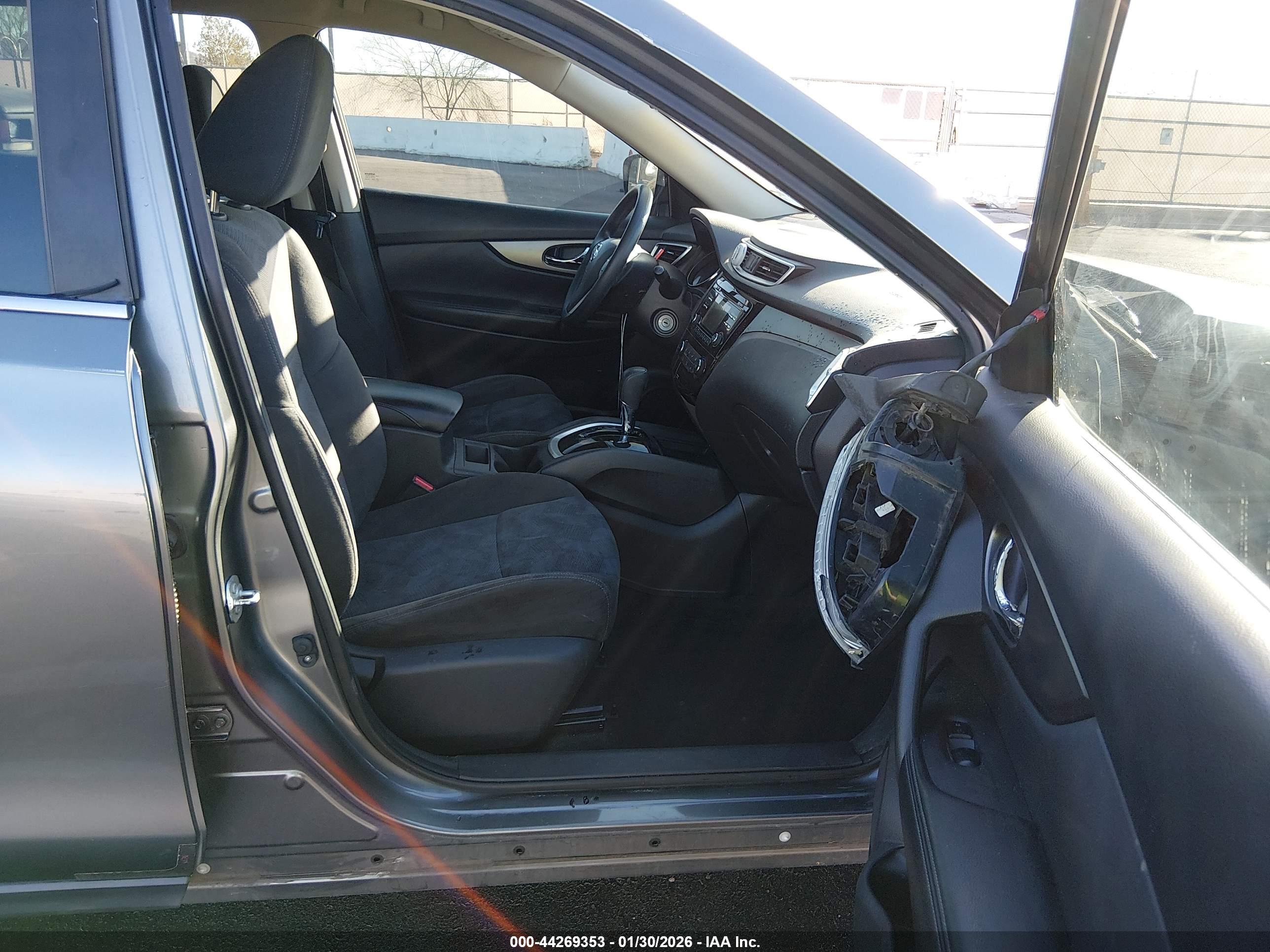 NISSAN ROGUE image 5