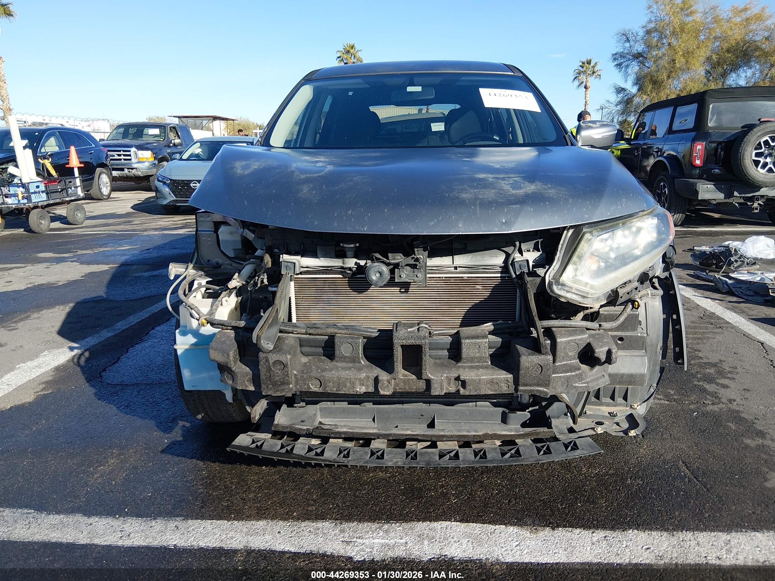 NISSAN ROGUE image 6