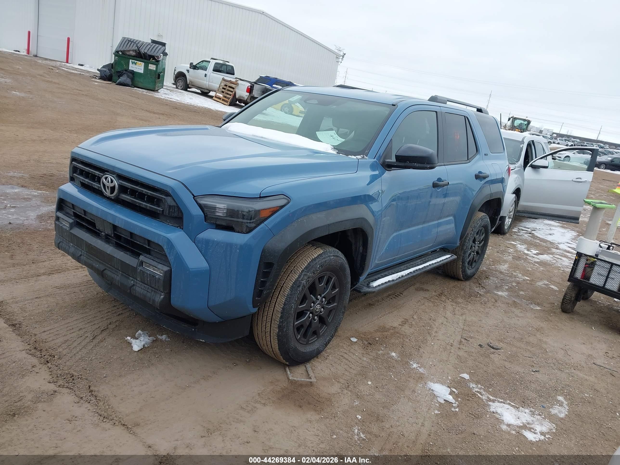 TOYOTA 4RUNNER image 2