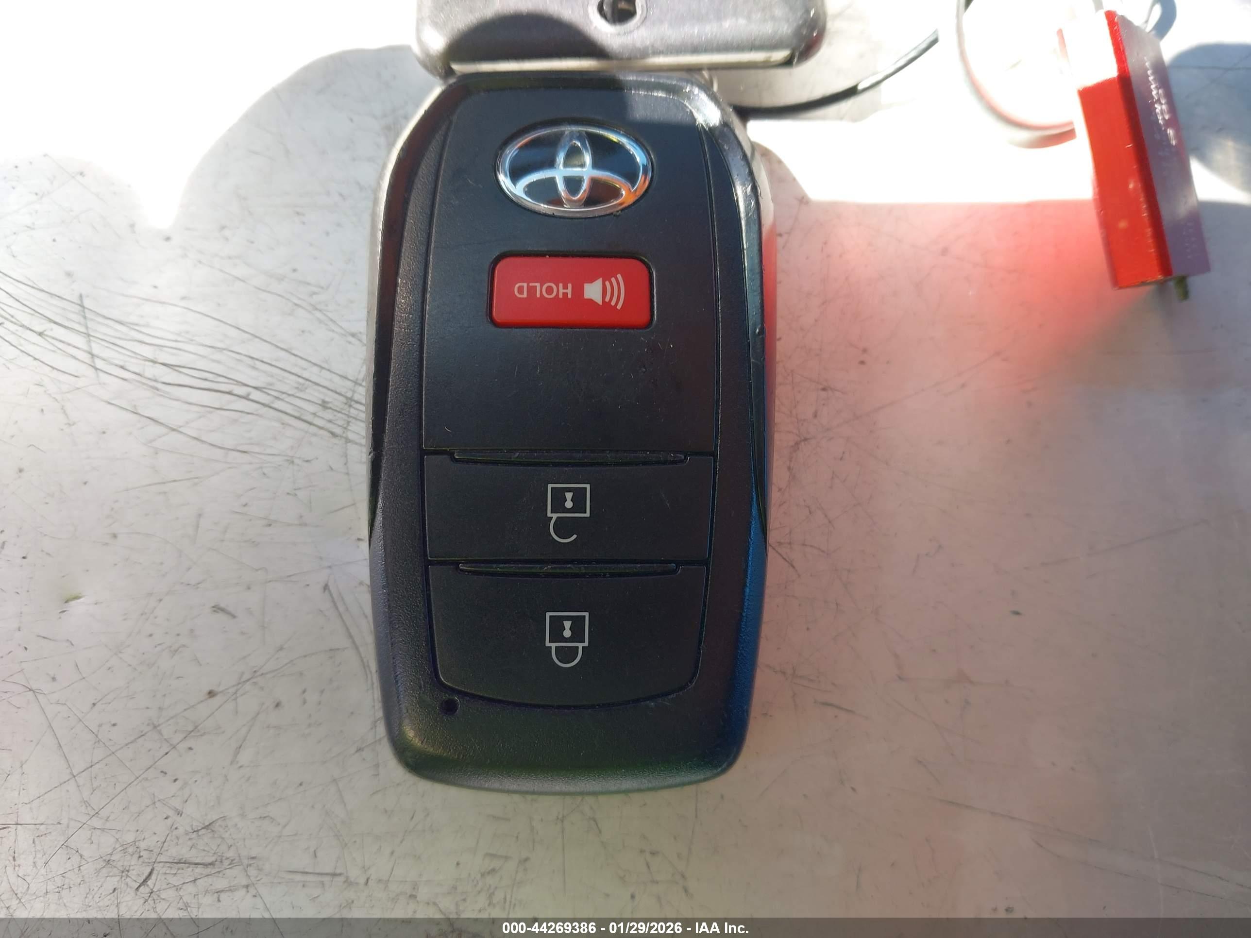 TOYOTA TACOMA image 11