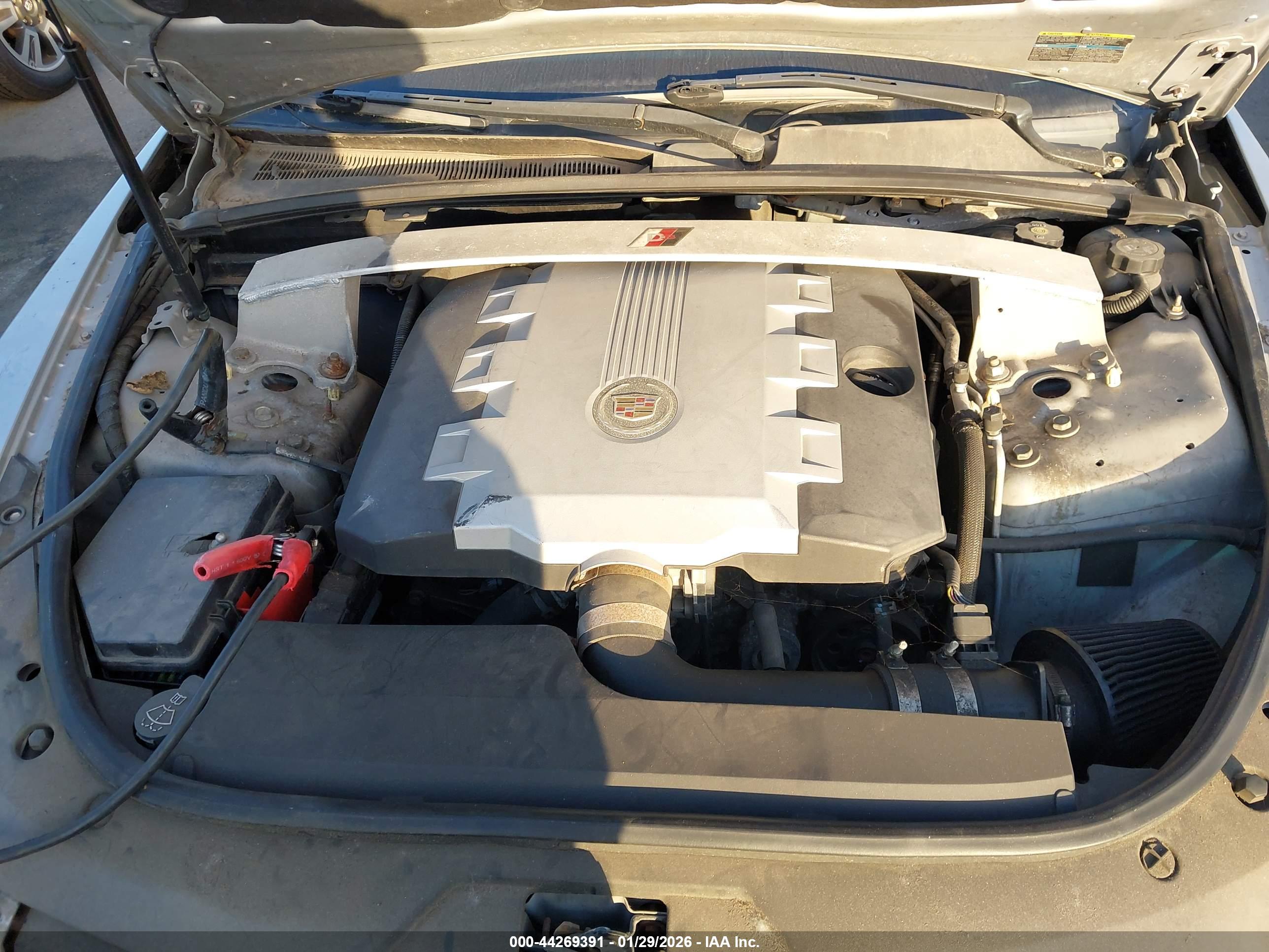 CADILLAC CTS image 10