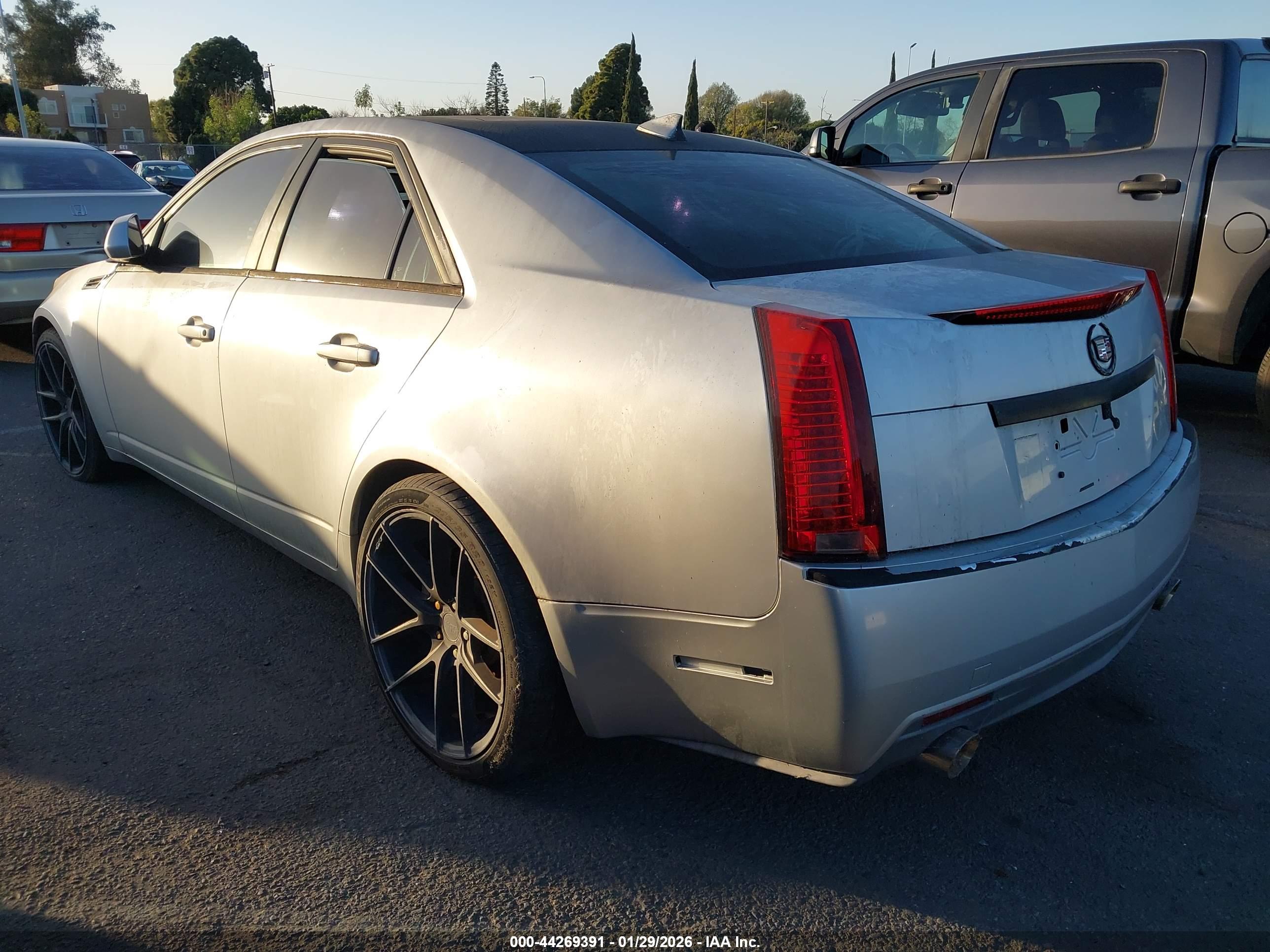 CADILLAC CTS image 3