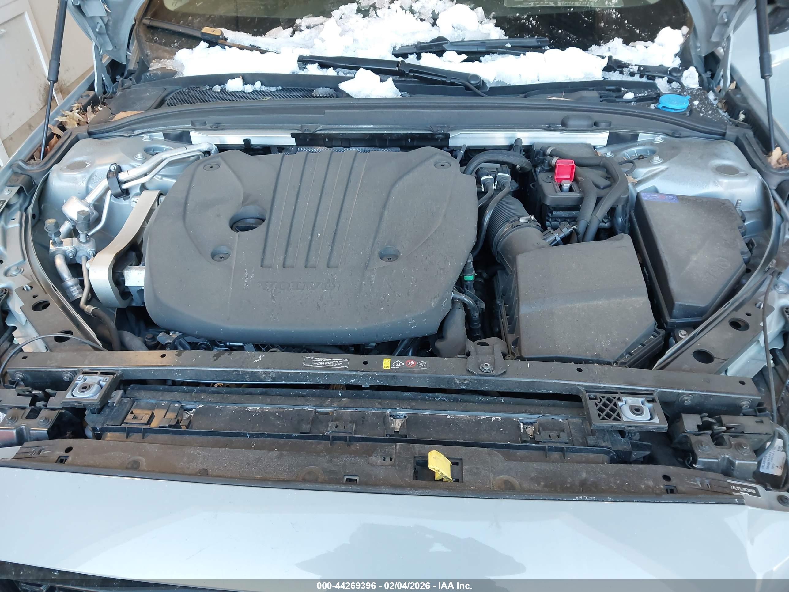 VOLVO S60 image 10