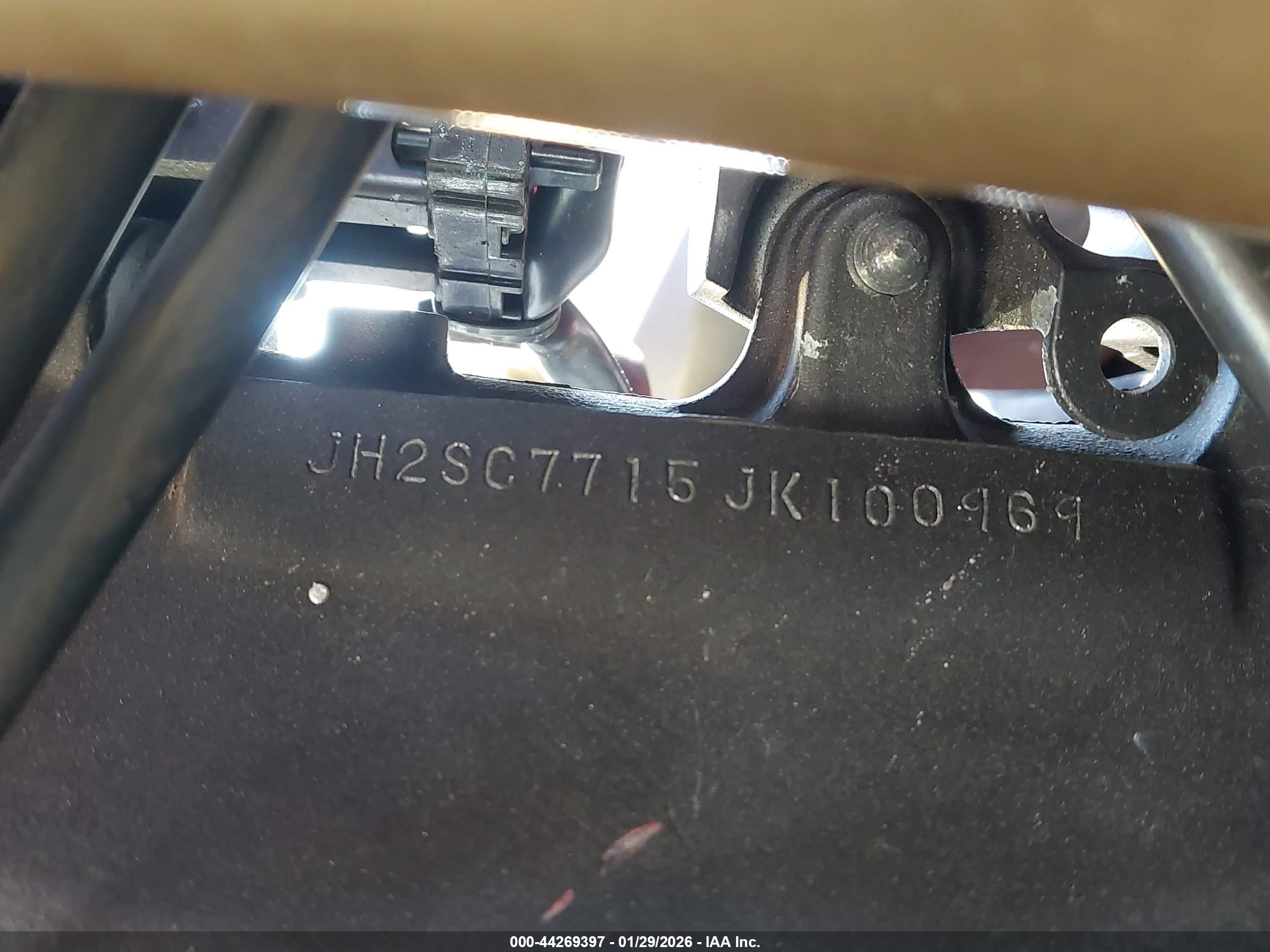 HONDA CBR1000 image 10