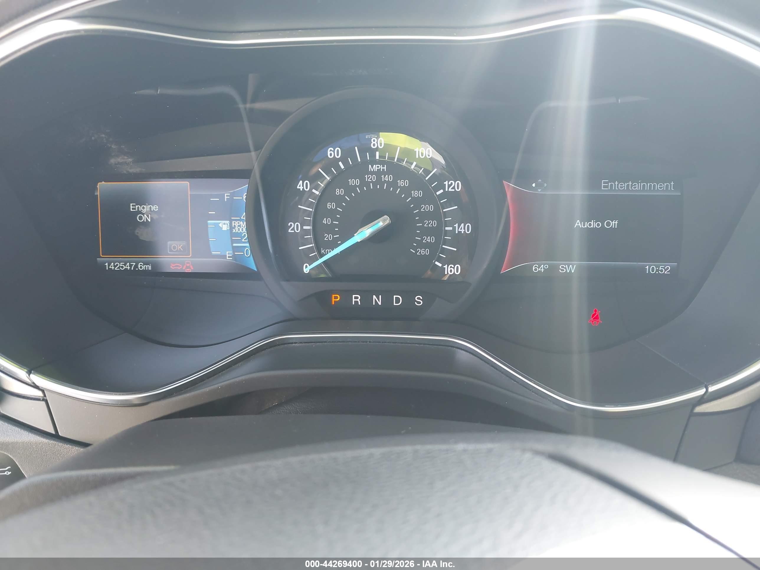 FORD FUSION image 7