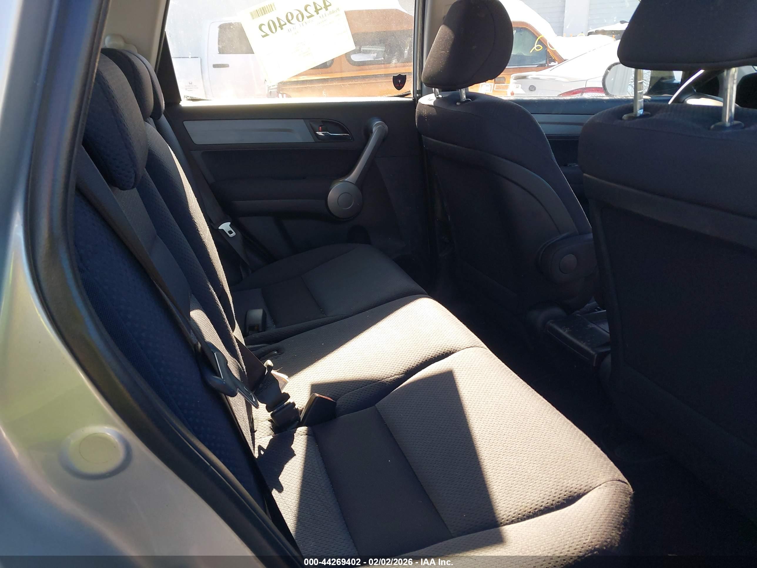 HONDA CR-V image 8