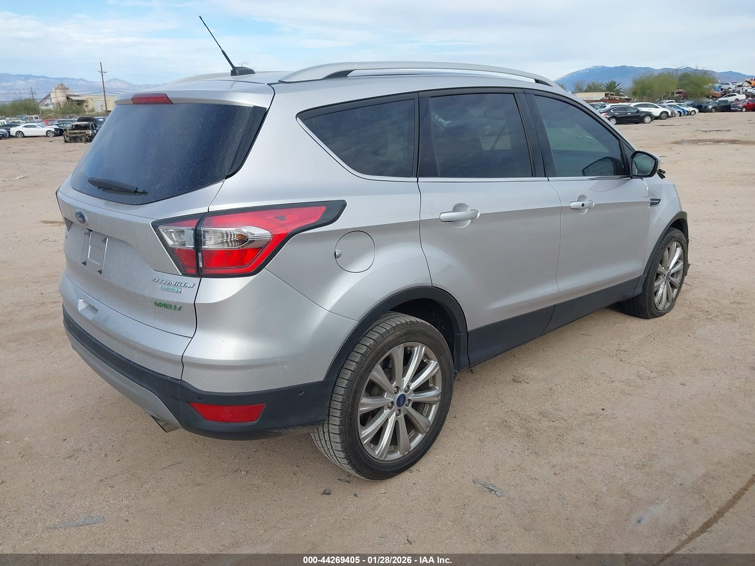 FORD ESCAPE image 4