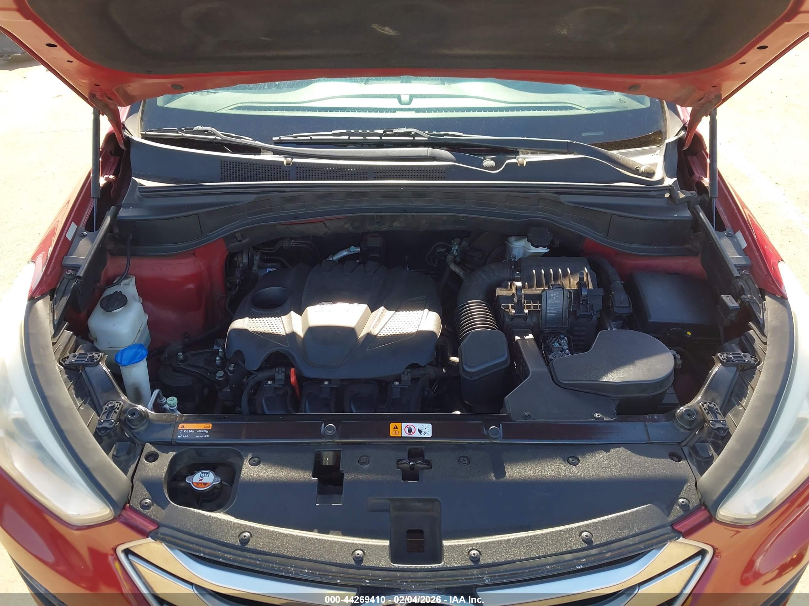 HYUNDAI SANTA image 10