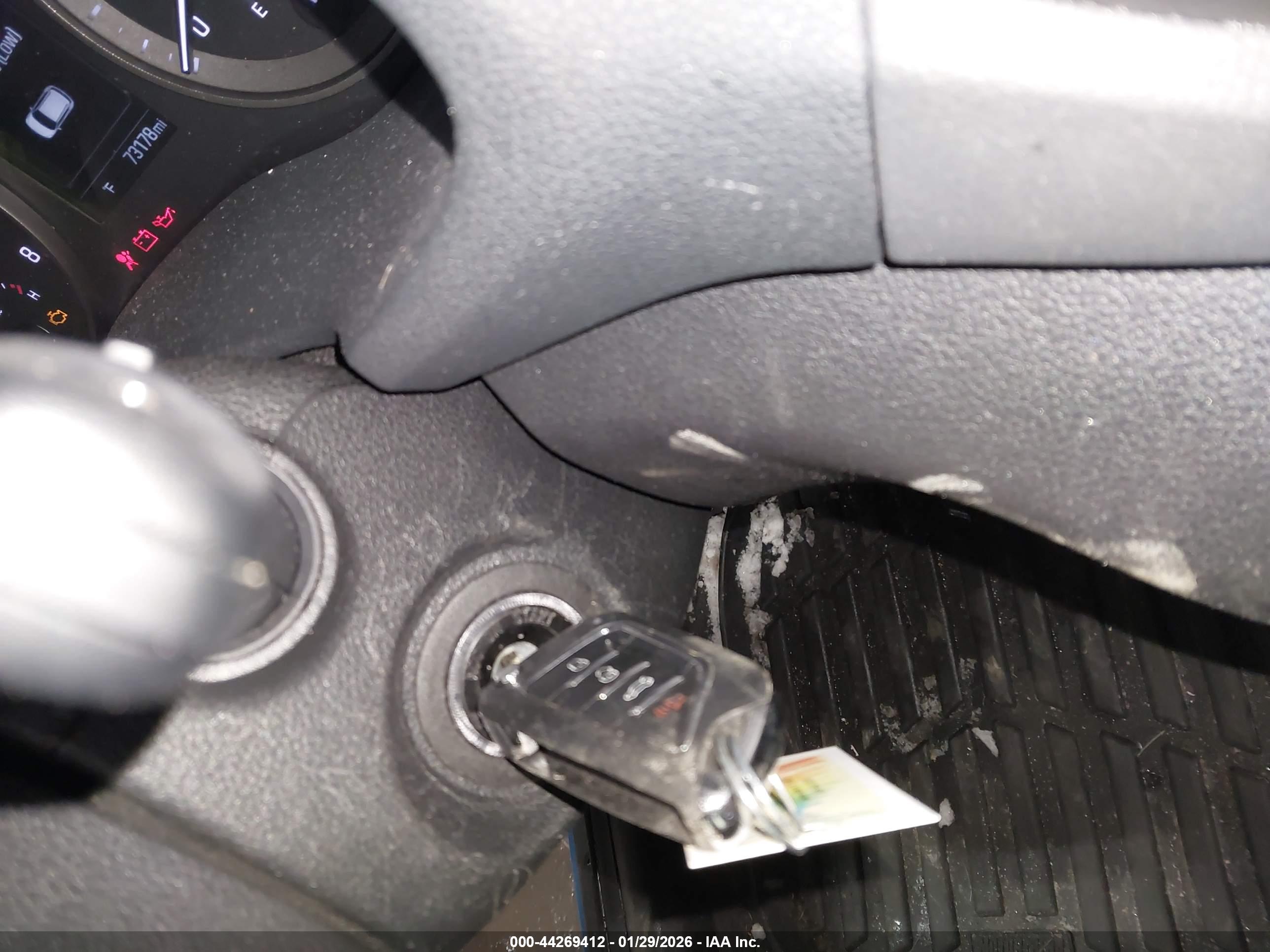 HYUNDAI TUCSON image 11