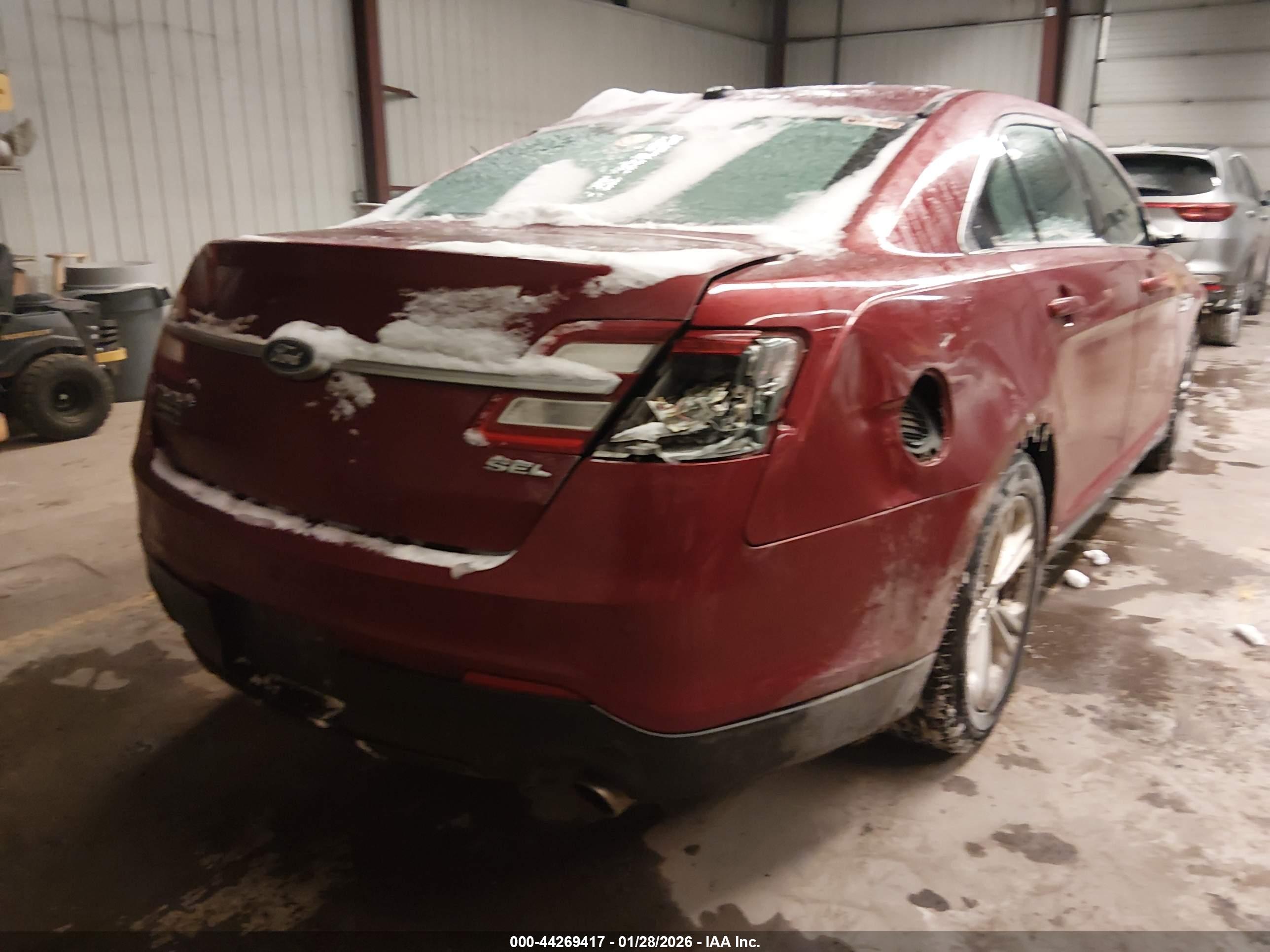 FORD TAURUS image 6