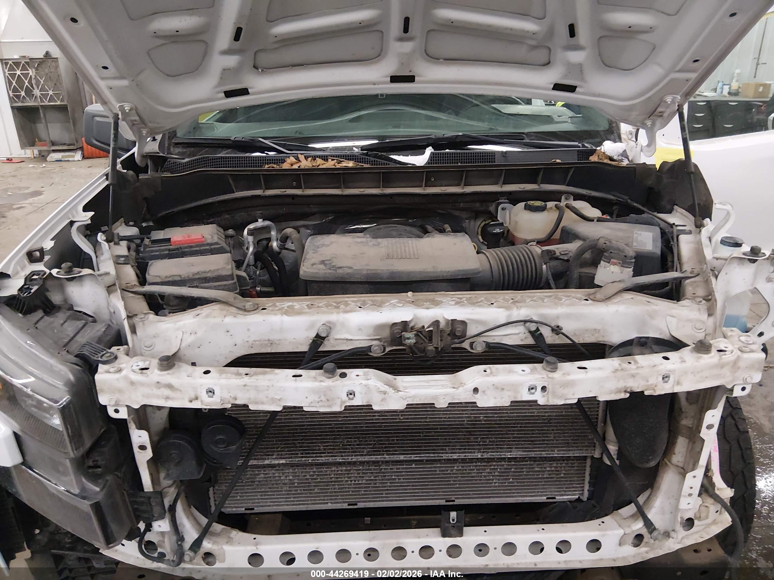 CHEVROLET SILVERADO image 10