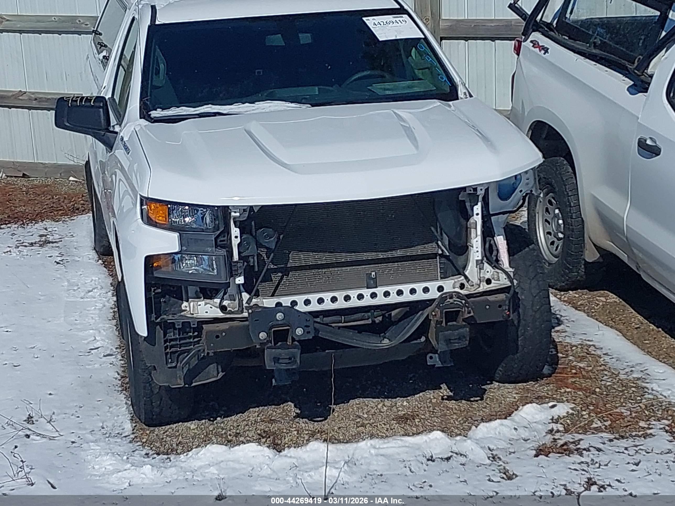 CHEVROLET SILVERADO image 6