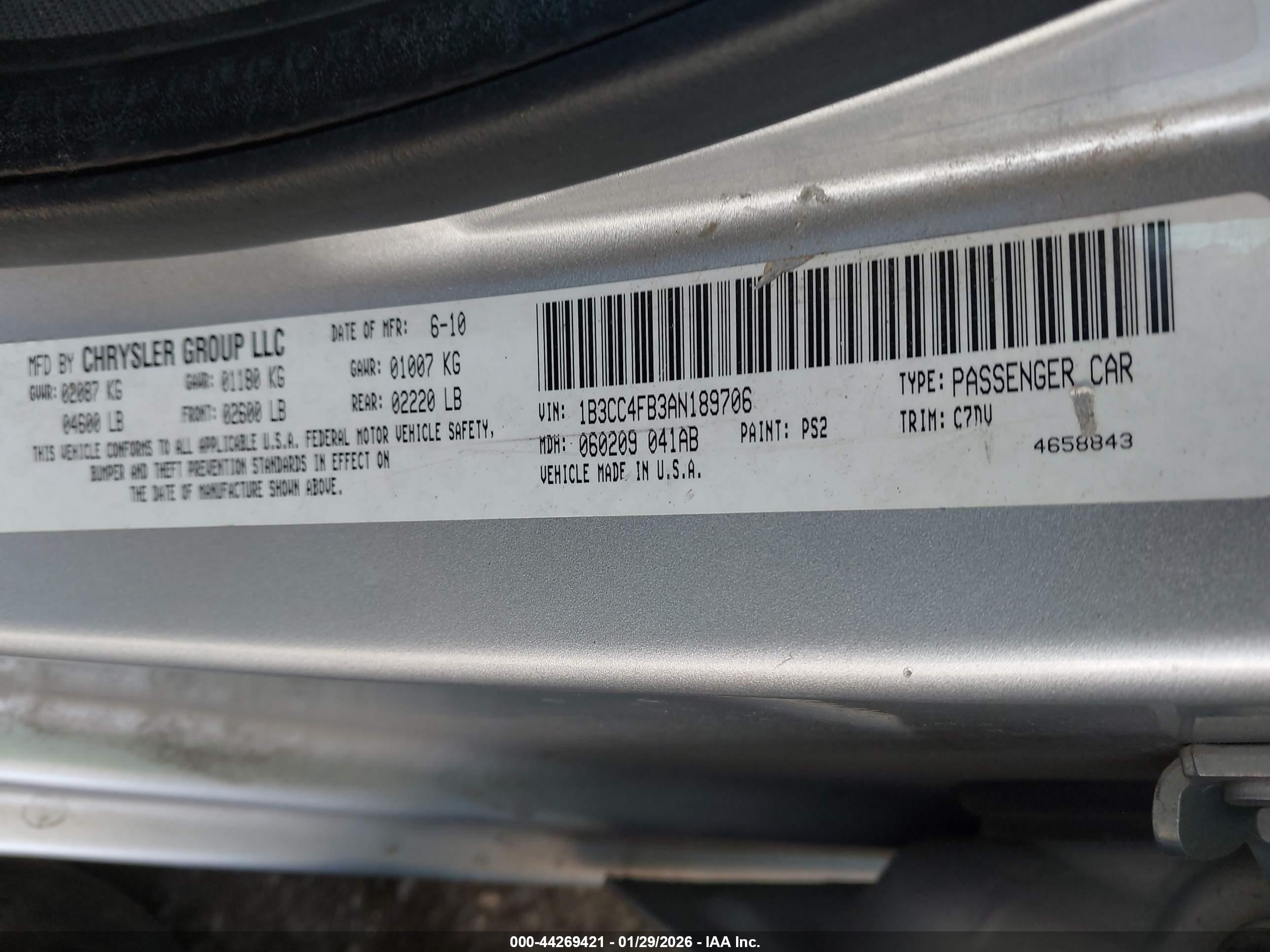 DODGE AVENGER image 9