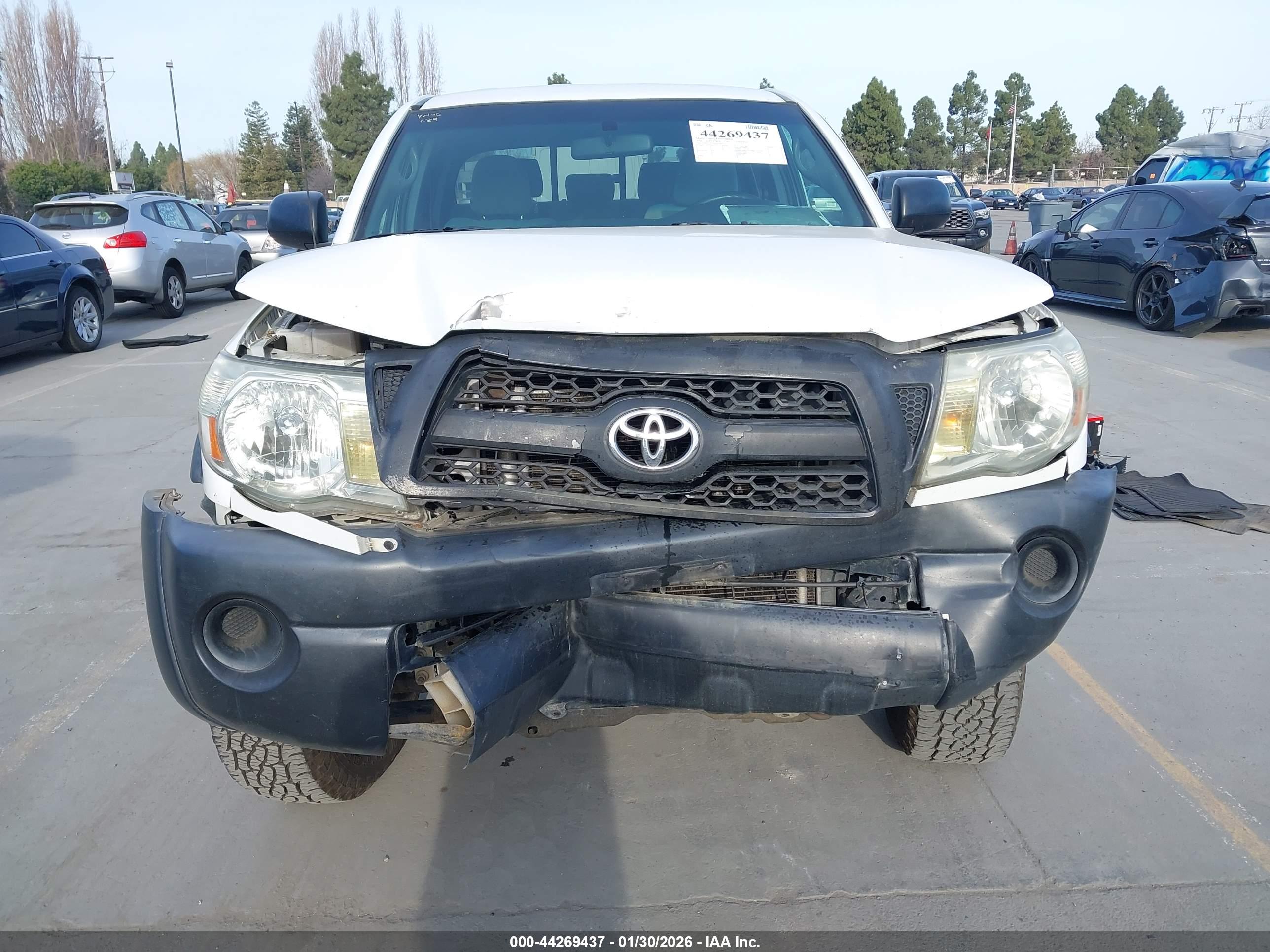 TOYOTA TACOMA image 6
