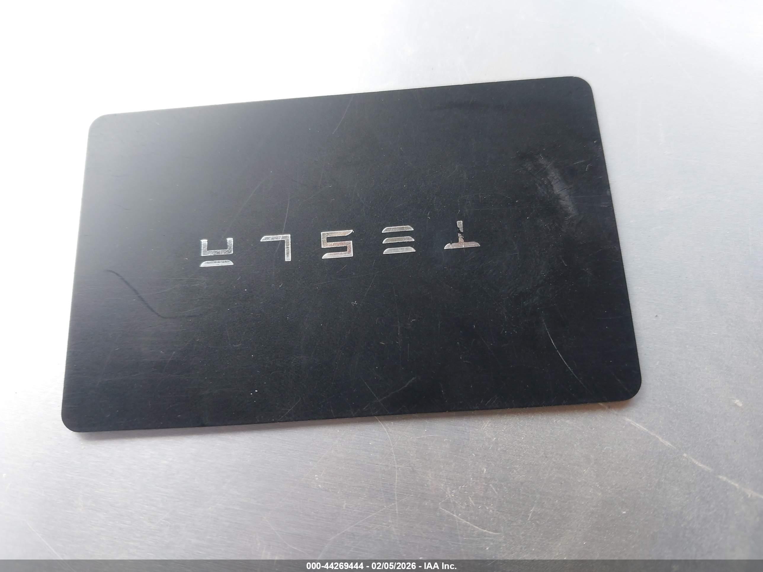 TESLA MODEL image 11