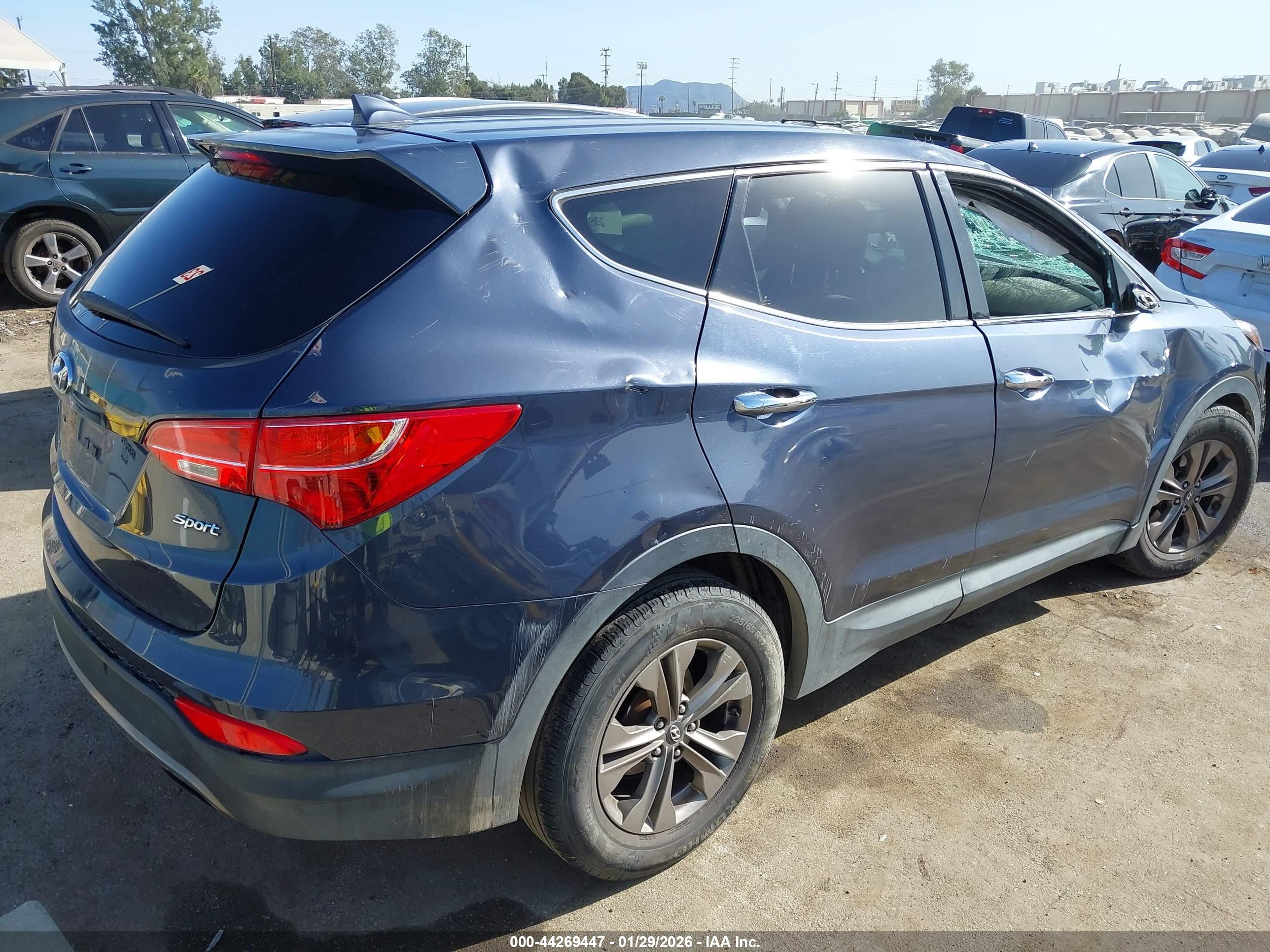 HYUNDAI SANTA image 4